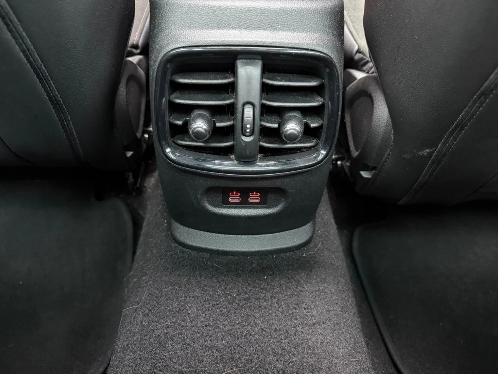 Hoofdafbeelding MINI One