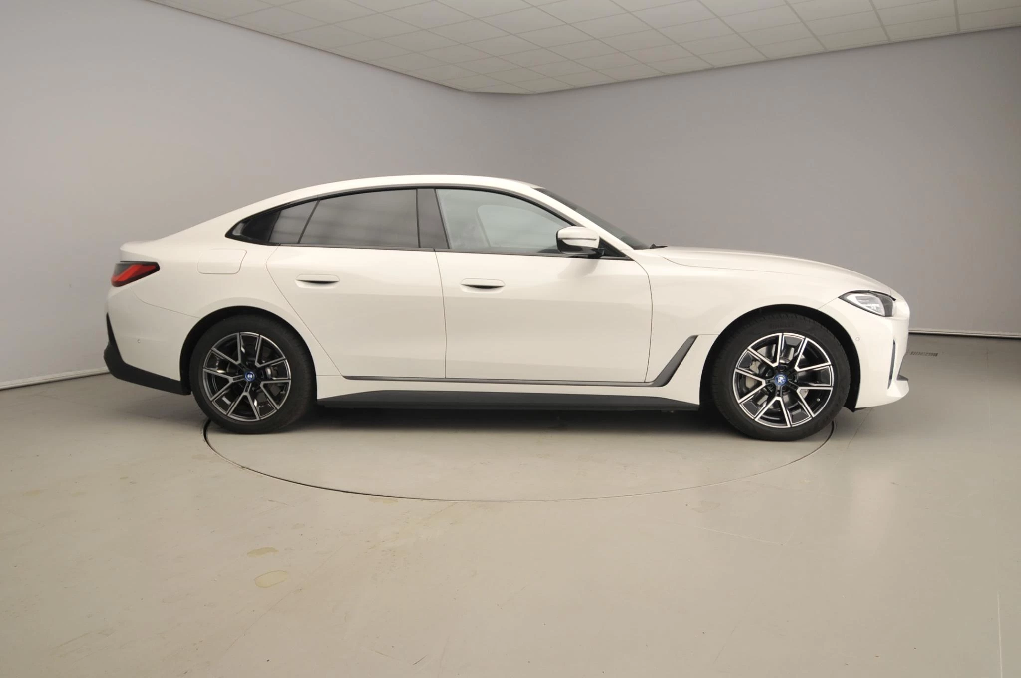 Hoofdafbeelding BMW i4