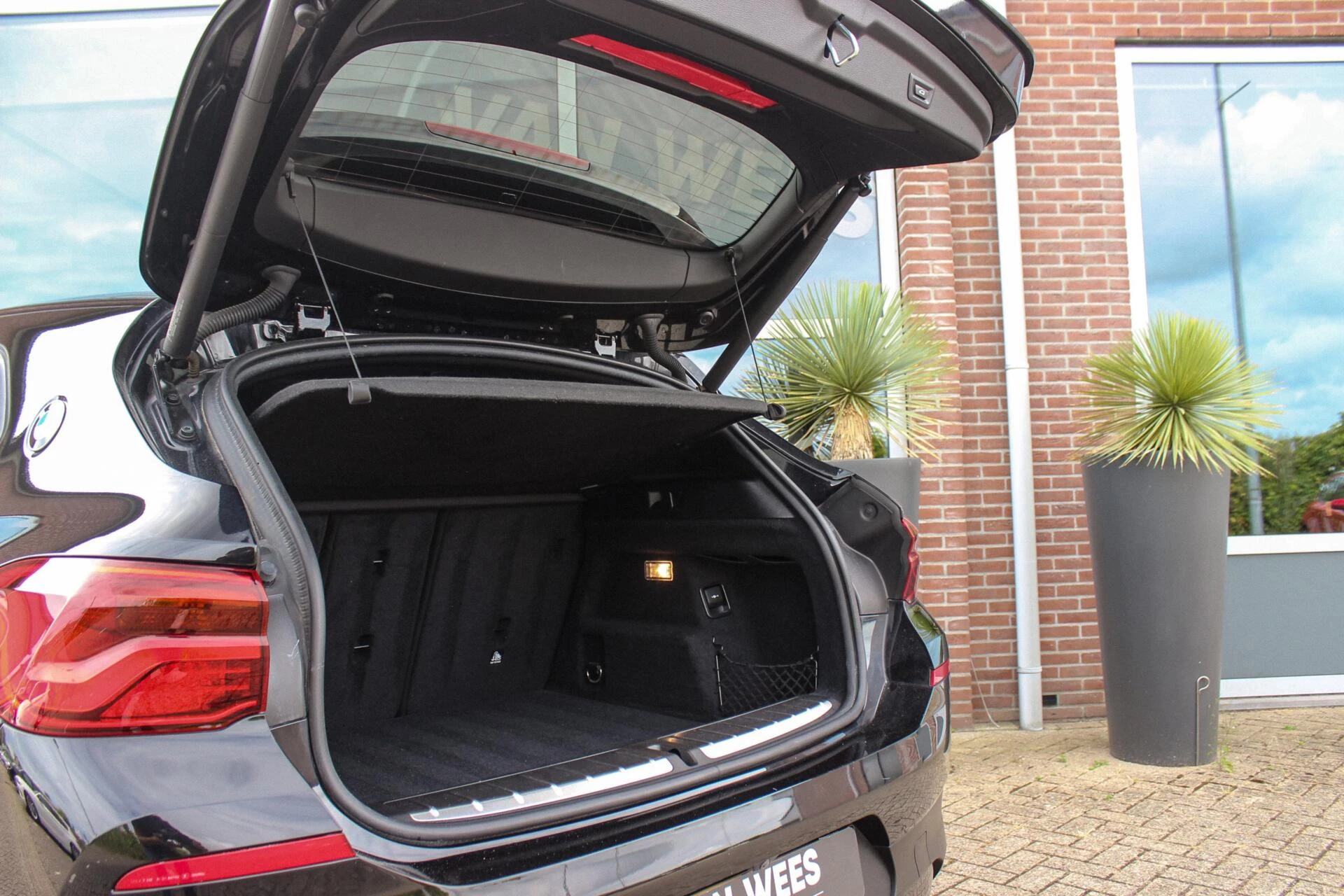 Hoofdafbeelding BMW X2