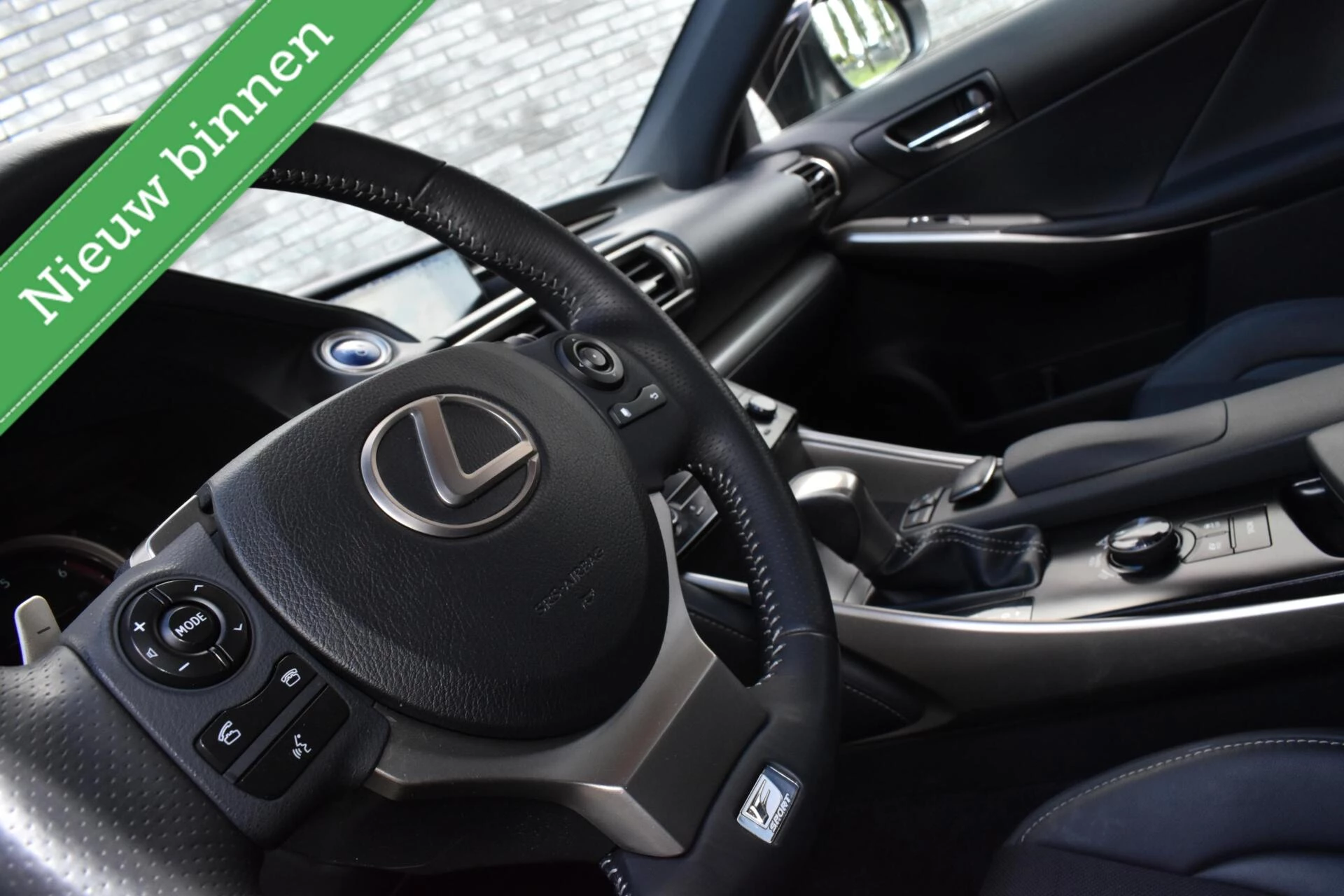 Hoofdafbeelding Lexus IS