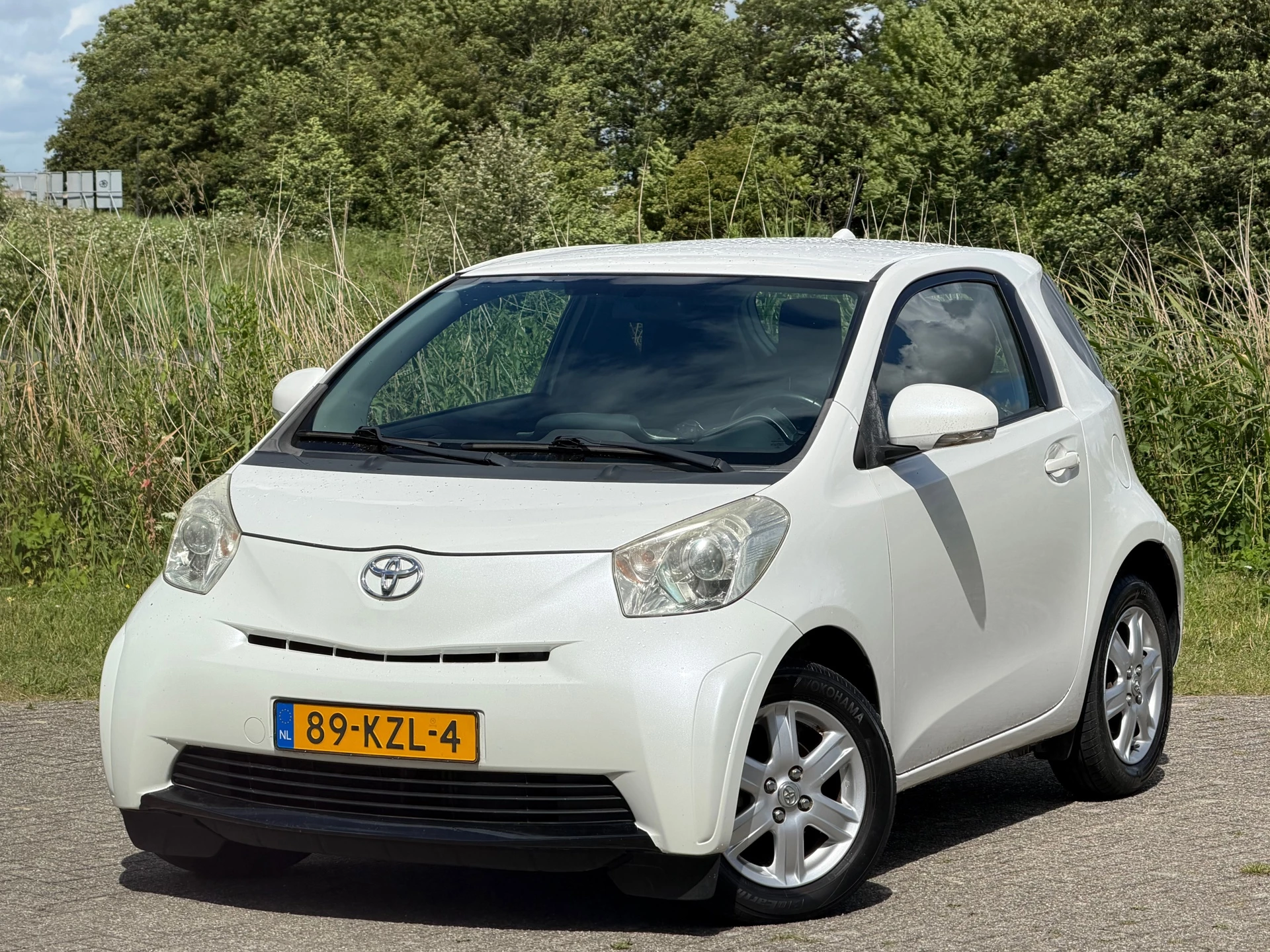 Hoofdafbeelding Toyota iQ