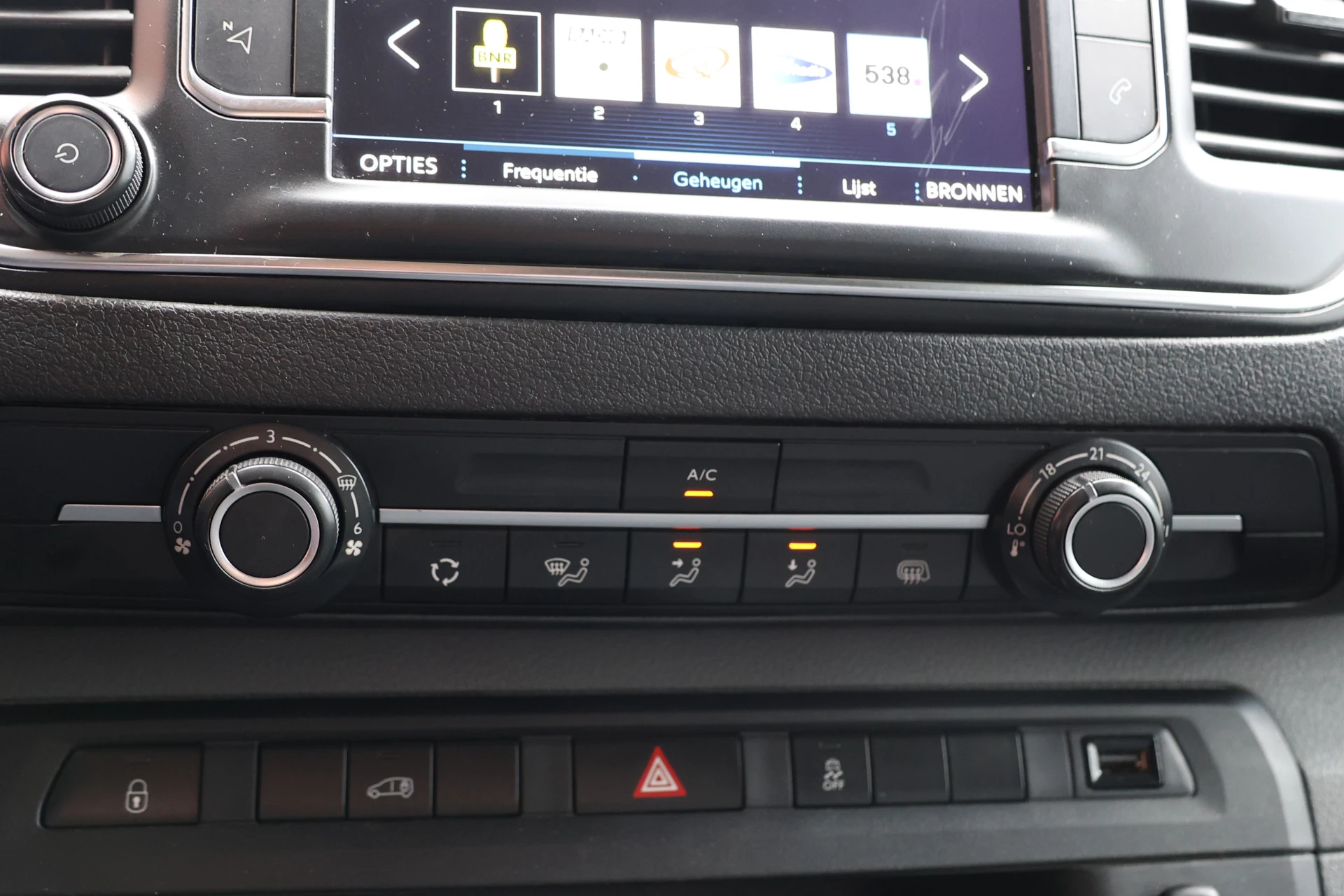 Hoofdafbeelding Peugeot Expert