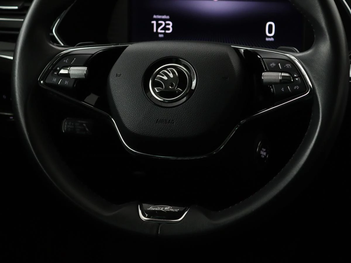 Hoofdafbeelding Škoda Superb