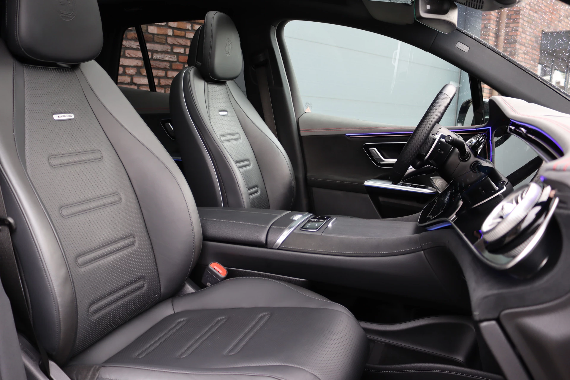 Hoofdafbeelding Mercedes-Benz EQE