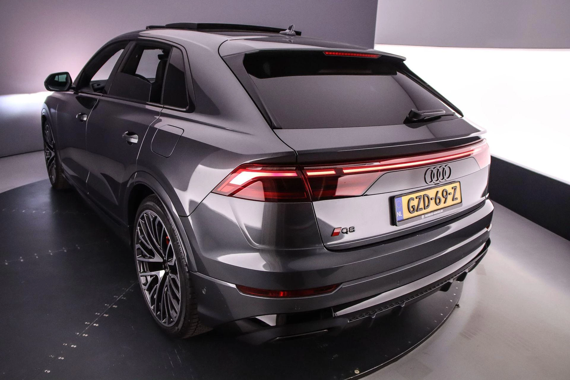 Hoofdafbeelding Audi Q8