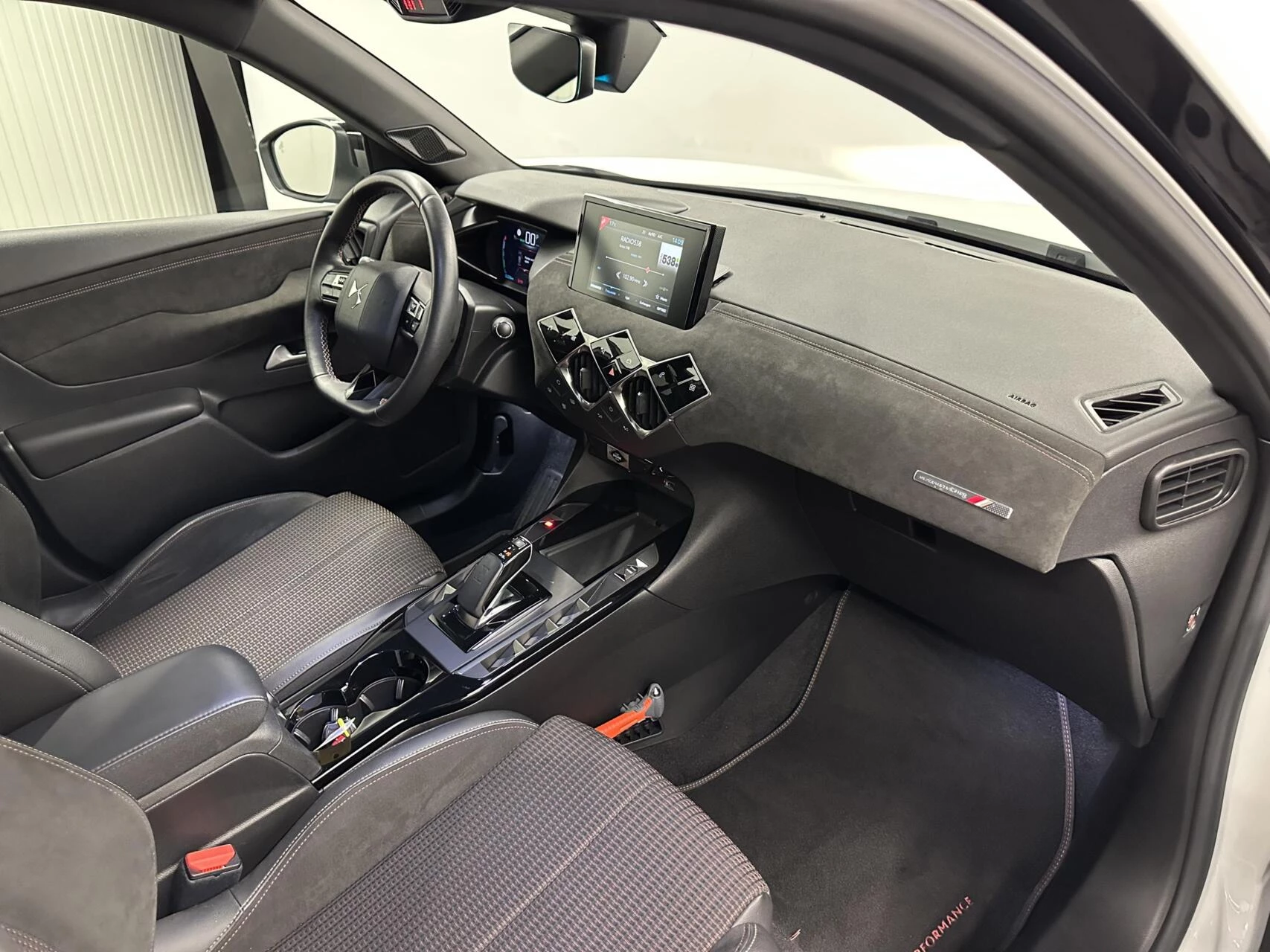 Hoofdafbeelding DS DS 3