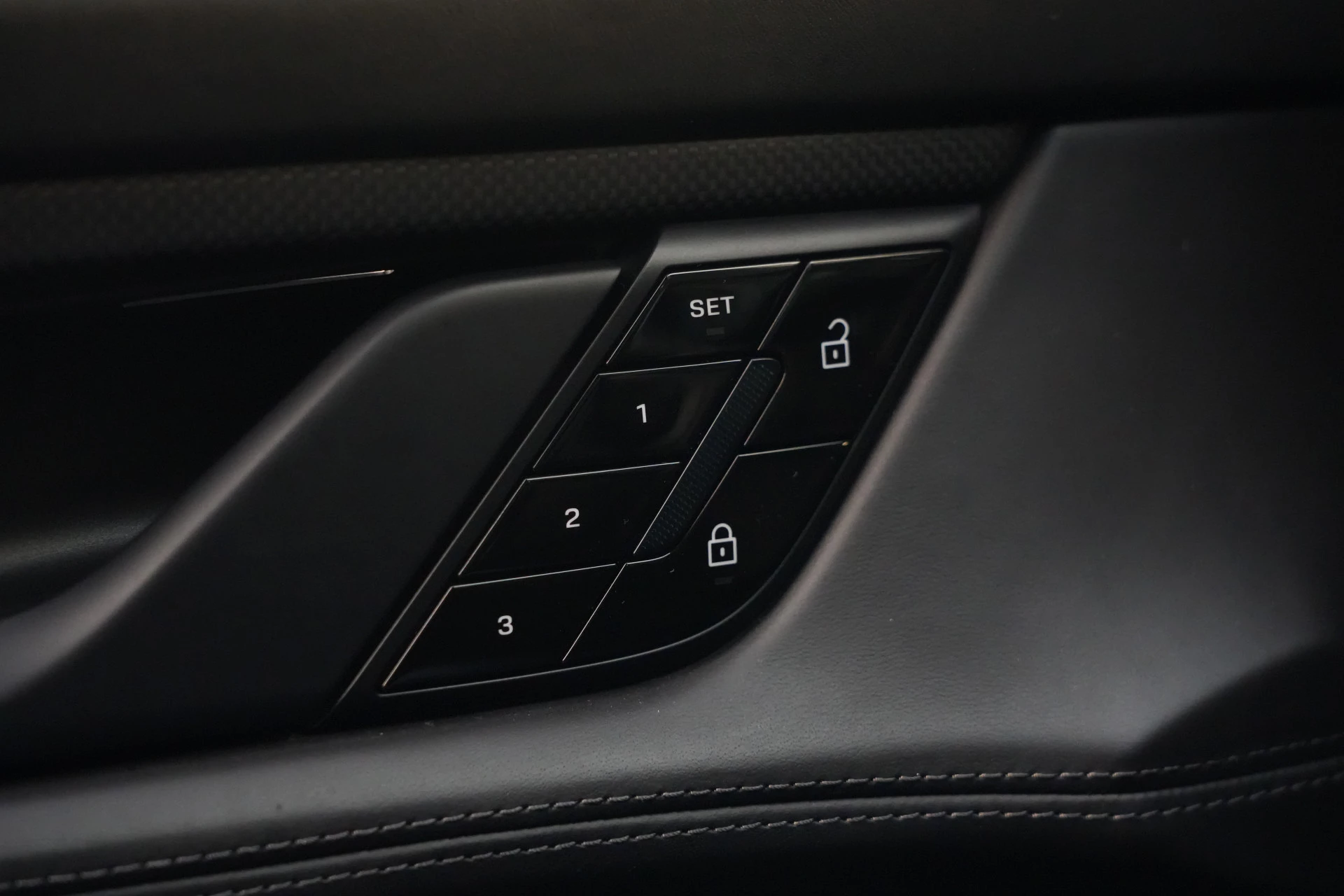 Hoofdafbeelding Porsche Taycan