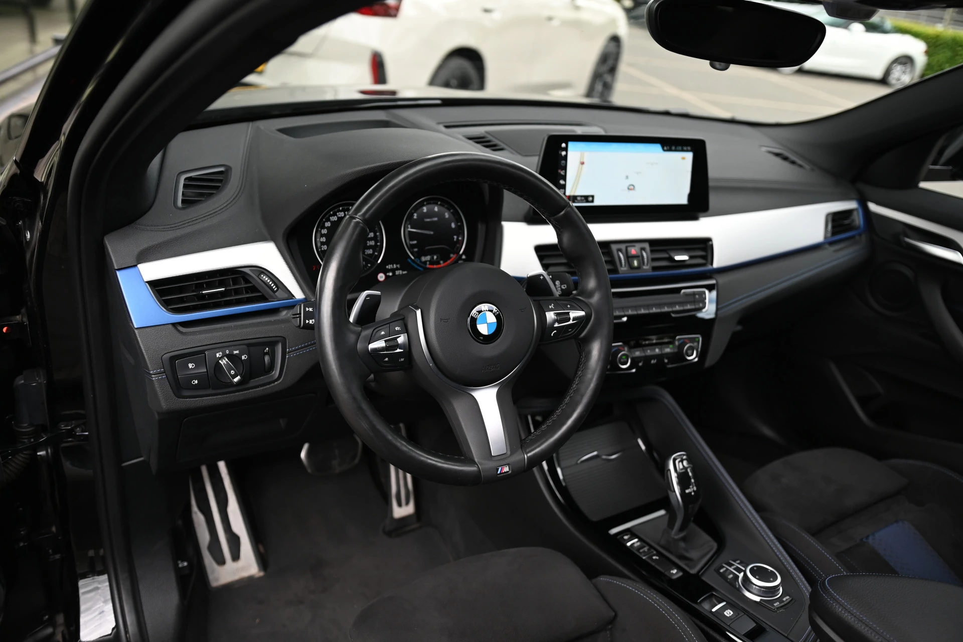 Hoofdafbeelding BMW X2
