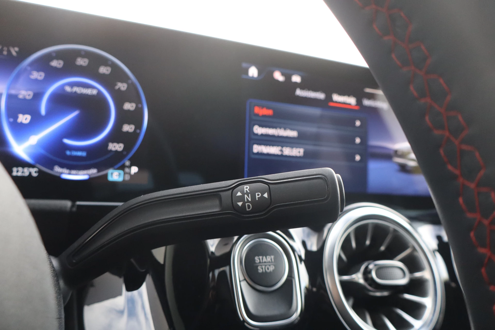Hoofdafbeelding Mercedes-Benz EQA