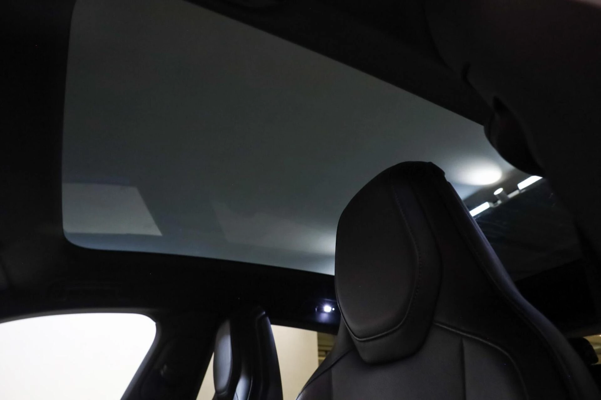 Hoofdafbeelding Porsche Taycan