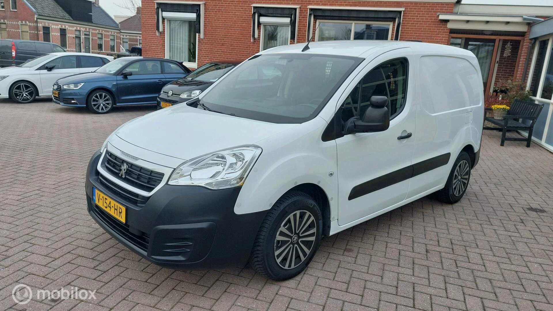 Hoofdafbeelding Peugeot Partner