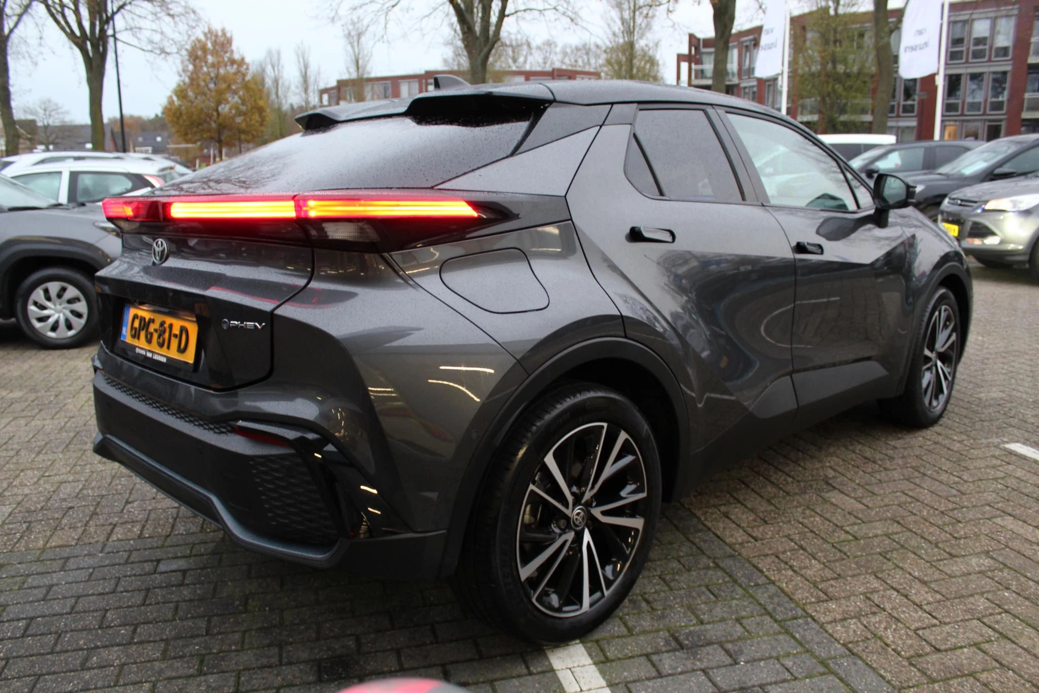 Hoofdafbeelding Toyota C-HR