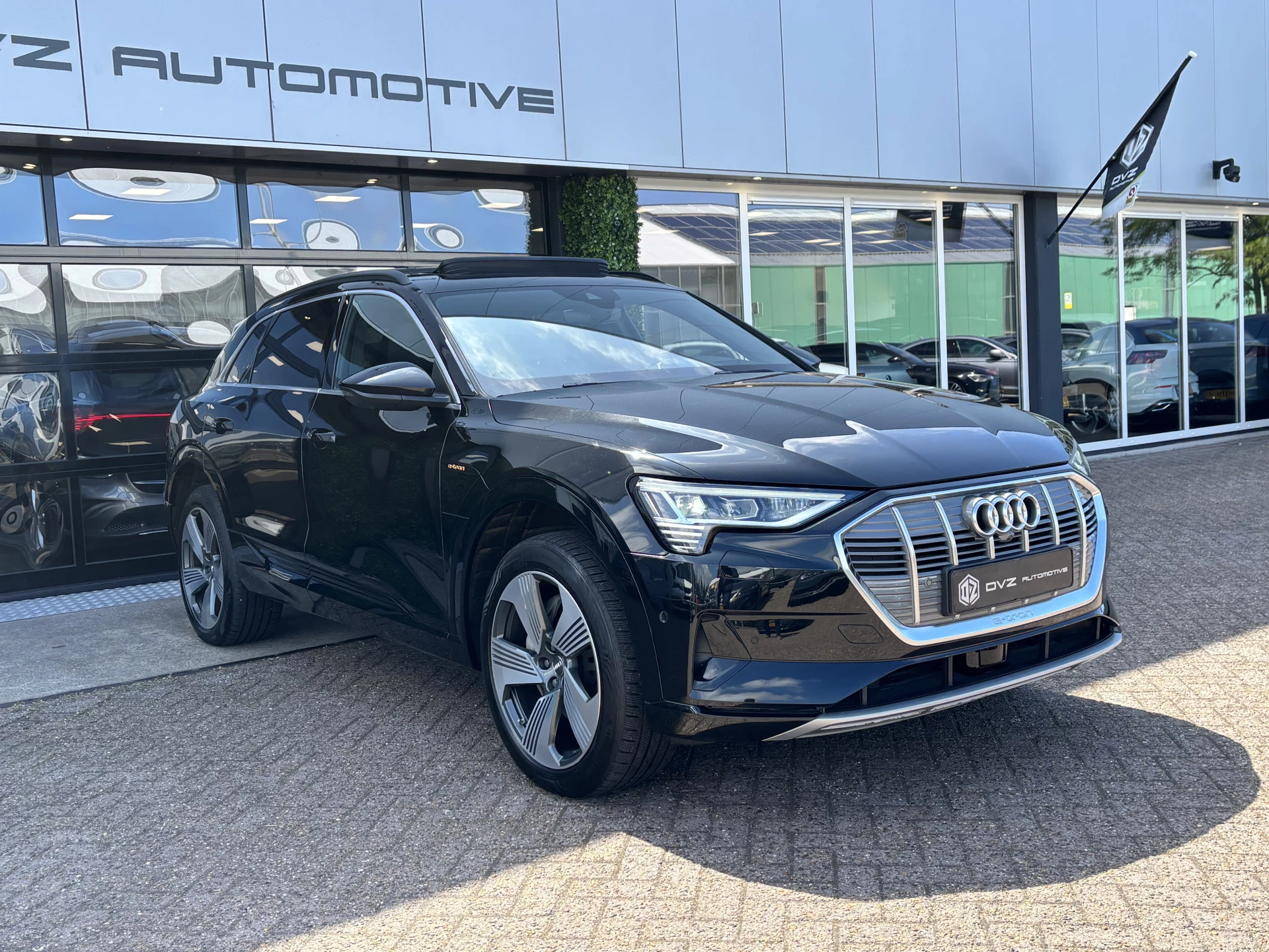 Hoofdafbeelding Audi e-tron