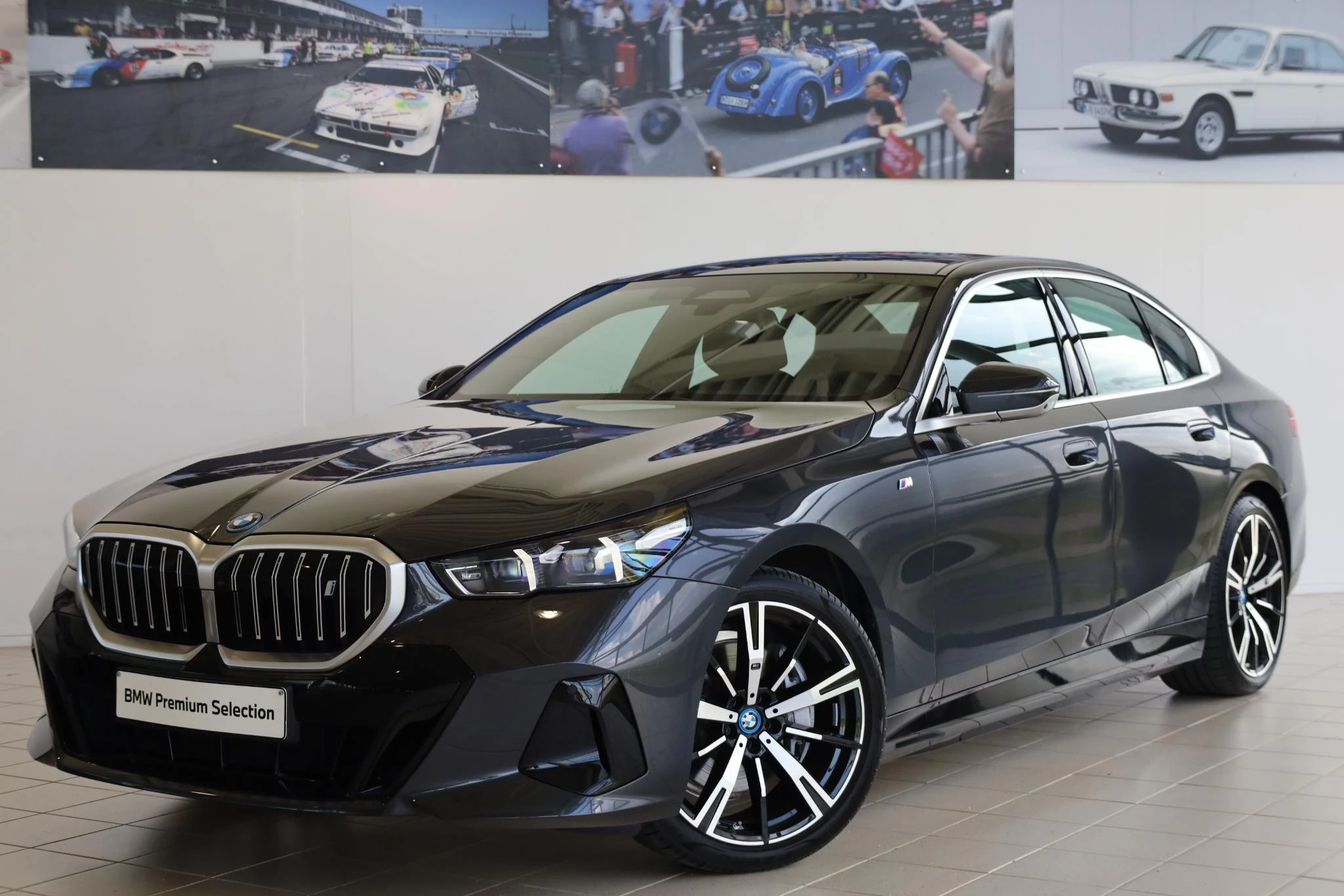 Hoofdafbeelding BMW i5