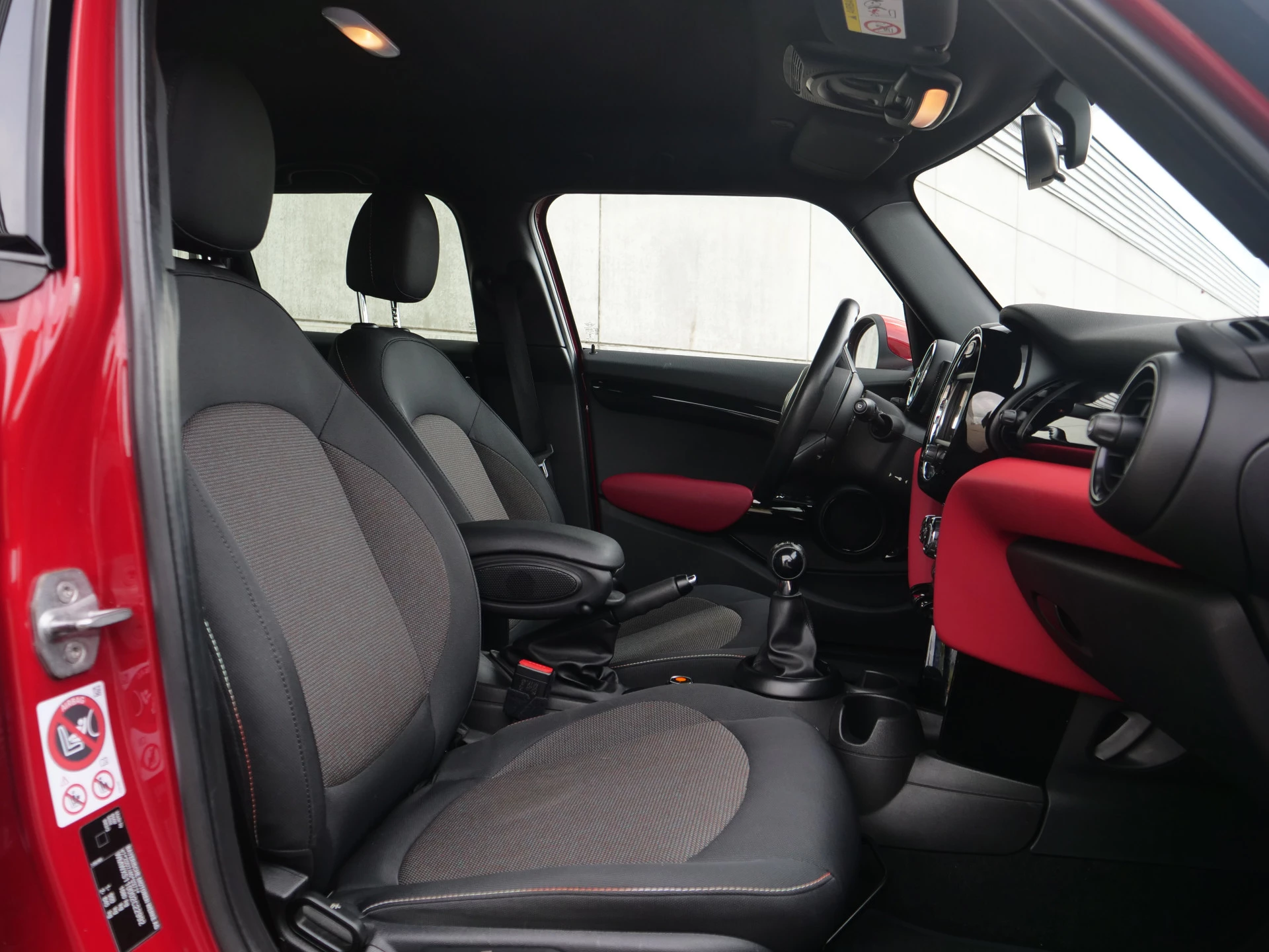 Hoofdafbeelding MINI 5-deurs