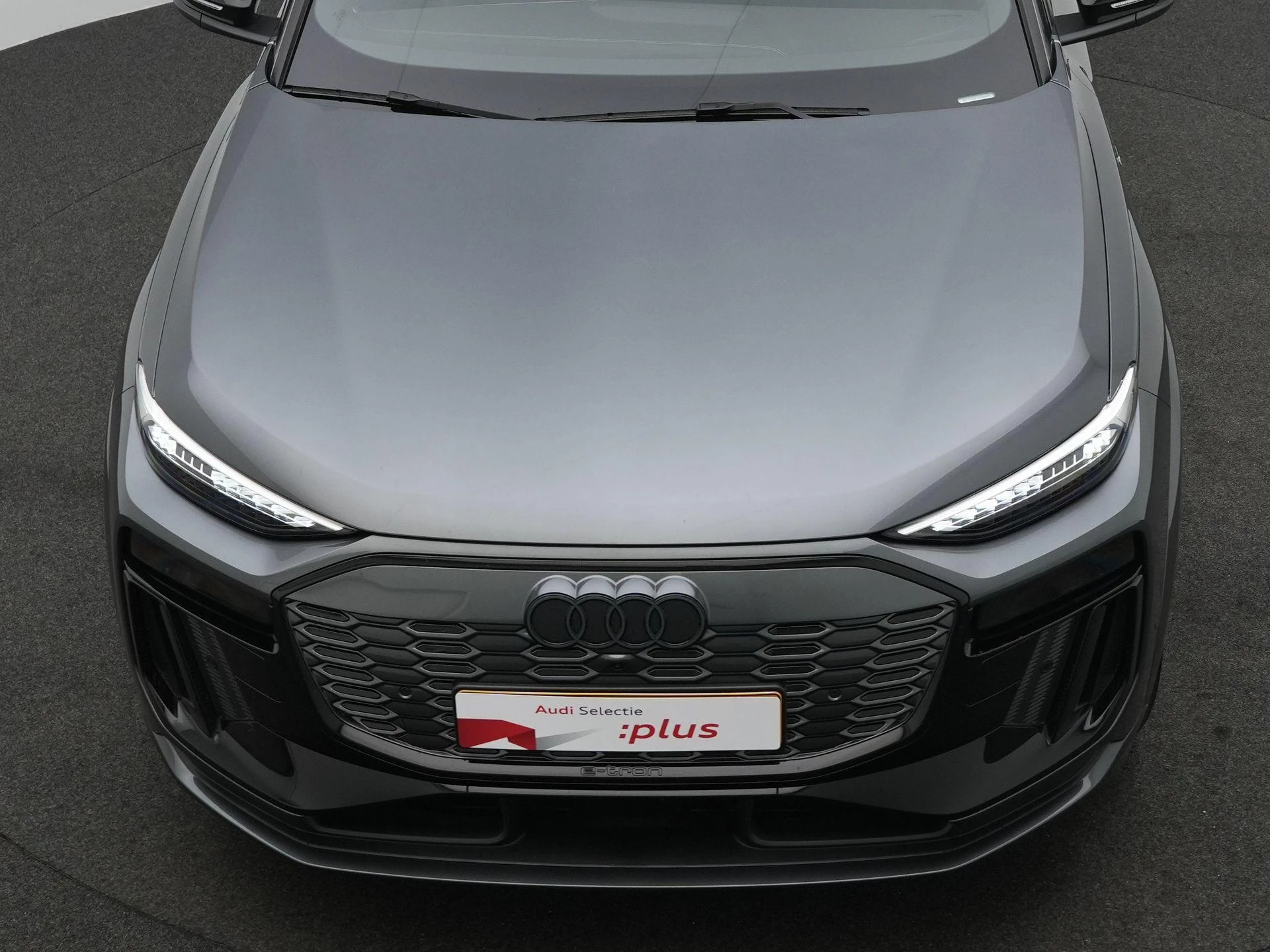 Hoofdafbeelding Audi Q6 e-tron