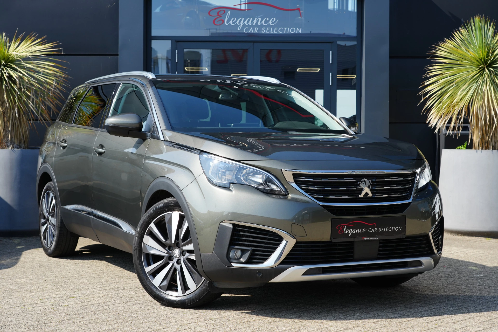 Hoofdafbeelding Peugeot 5008