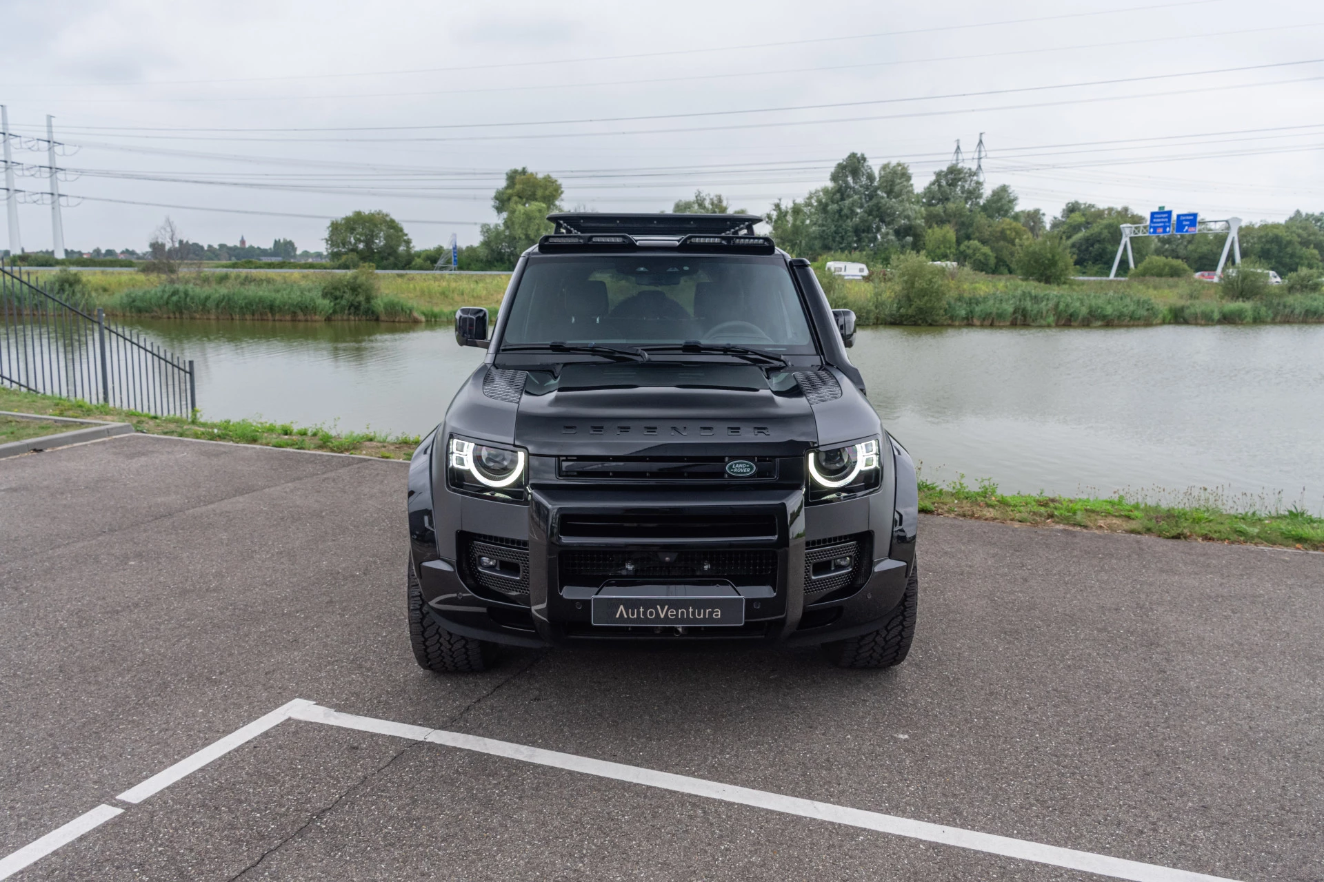 Hoofdafbeelding Land Rover Defender