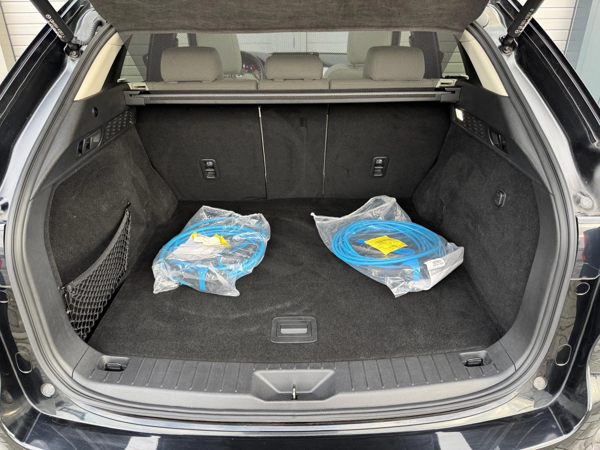 Hoofdafbeelding Mazda CX-60