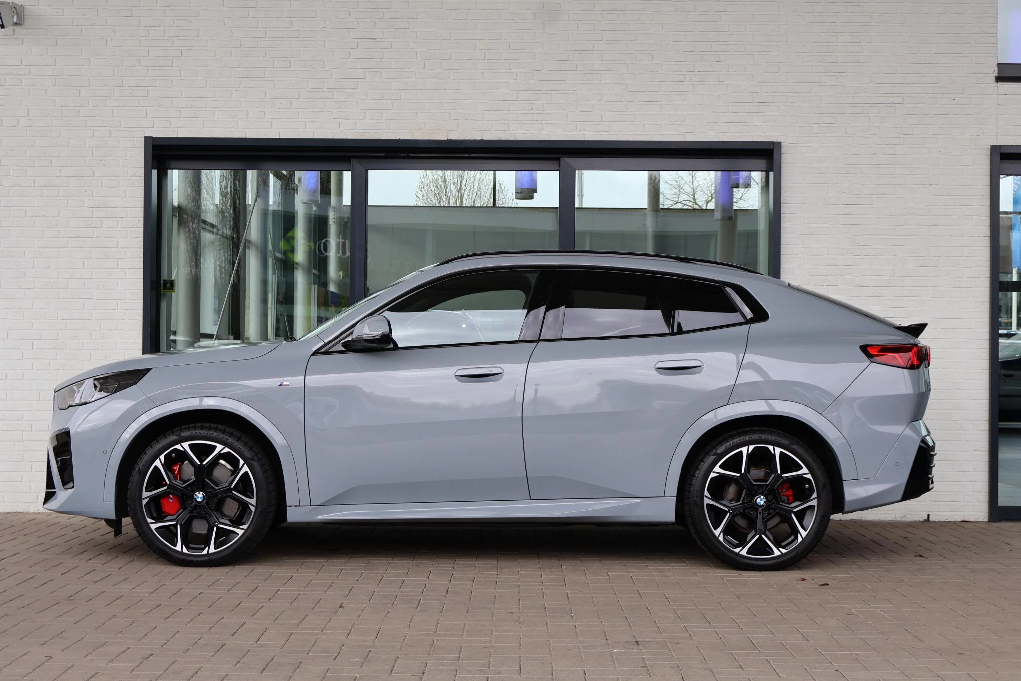 Hoofdafbeelding BMW iX2