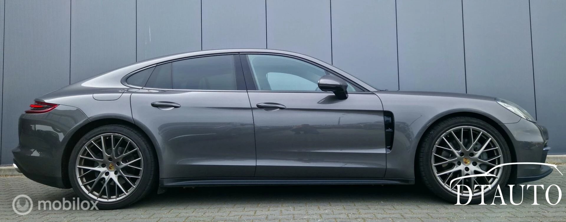 Hoofdafbeelding Porsche Panamera