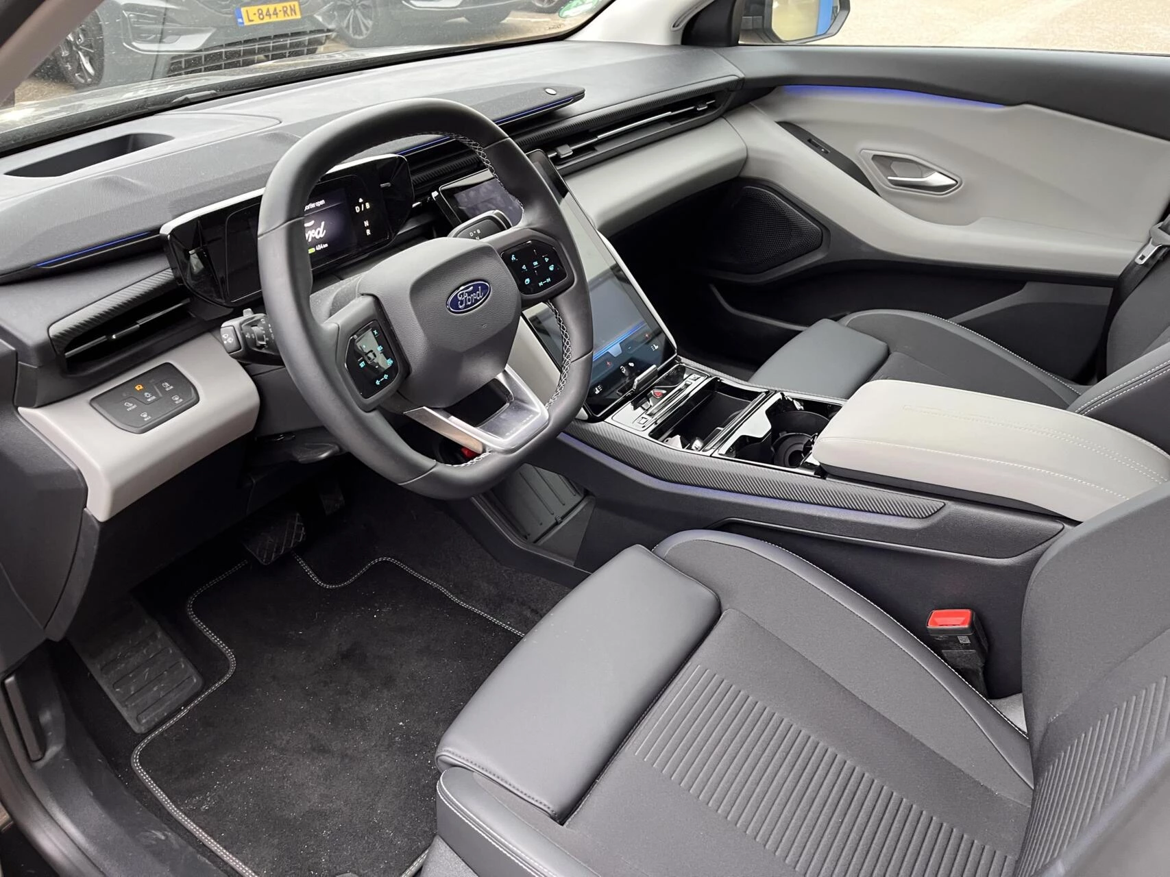 Hoofdafbeelding Ford Explorer