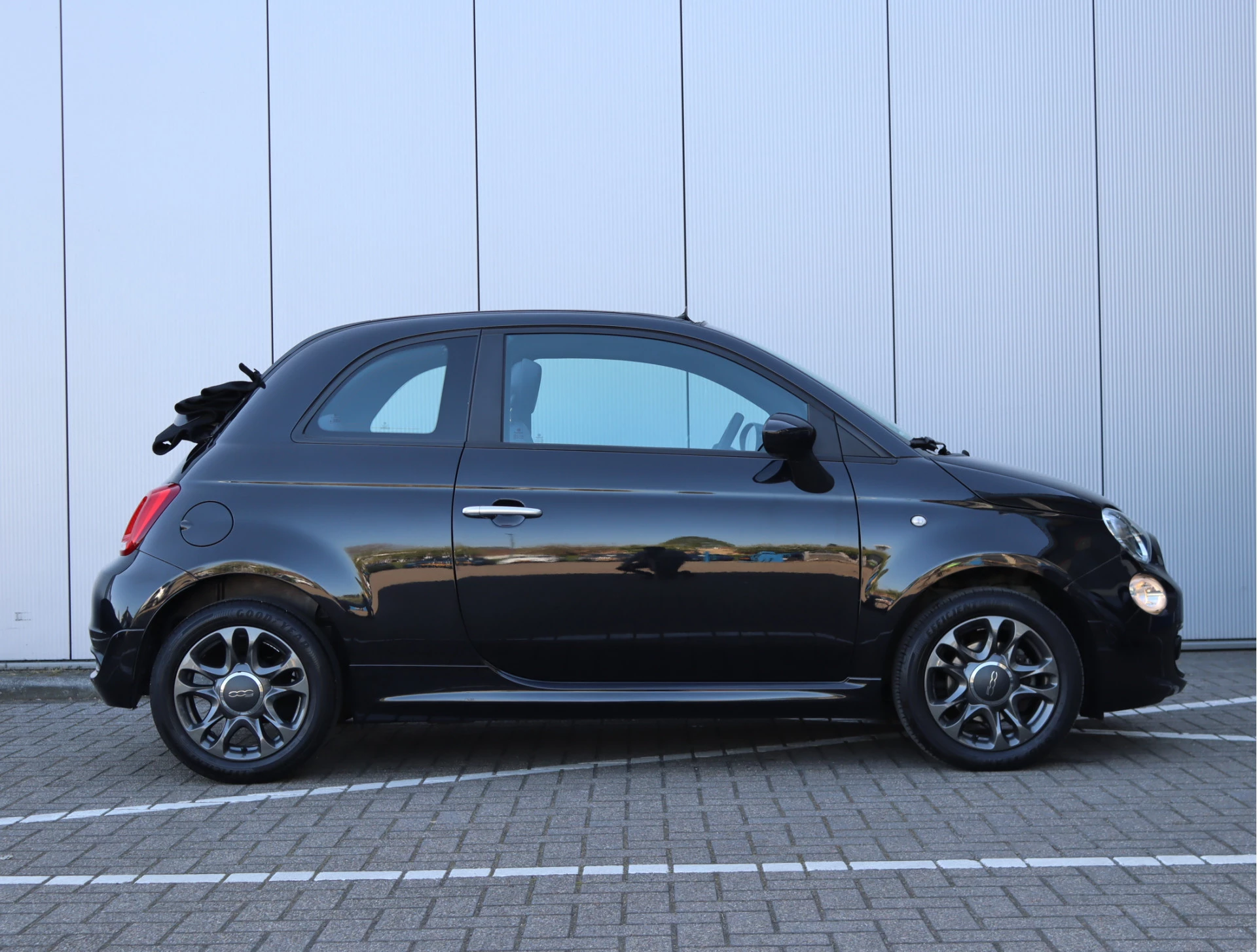 Hoofdafbeelding Fiat 500C