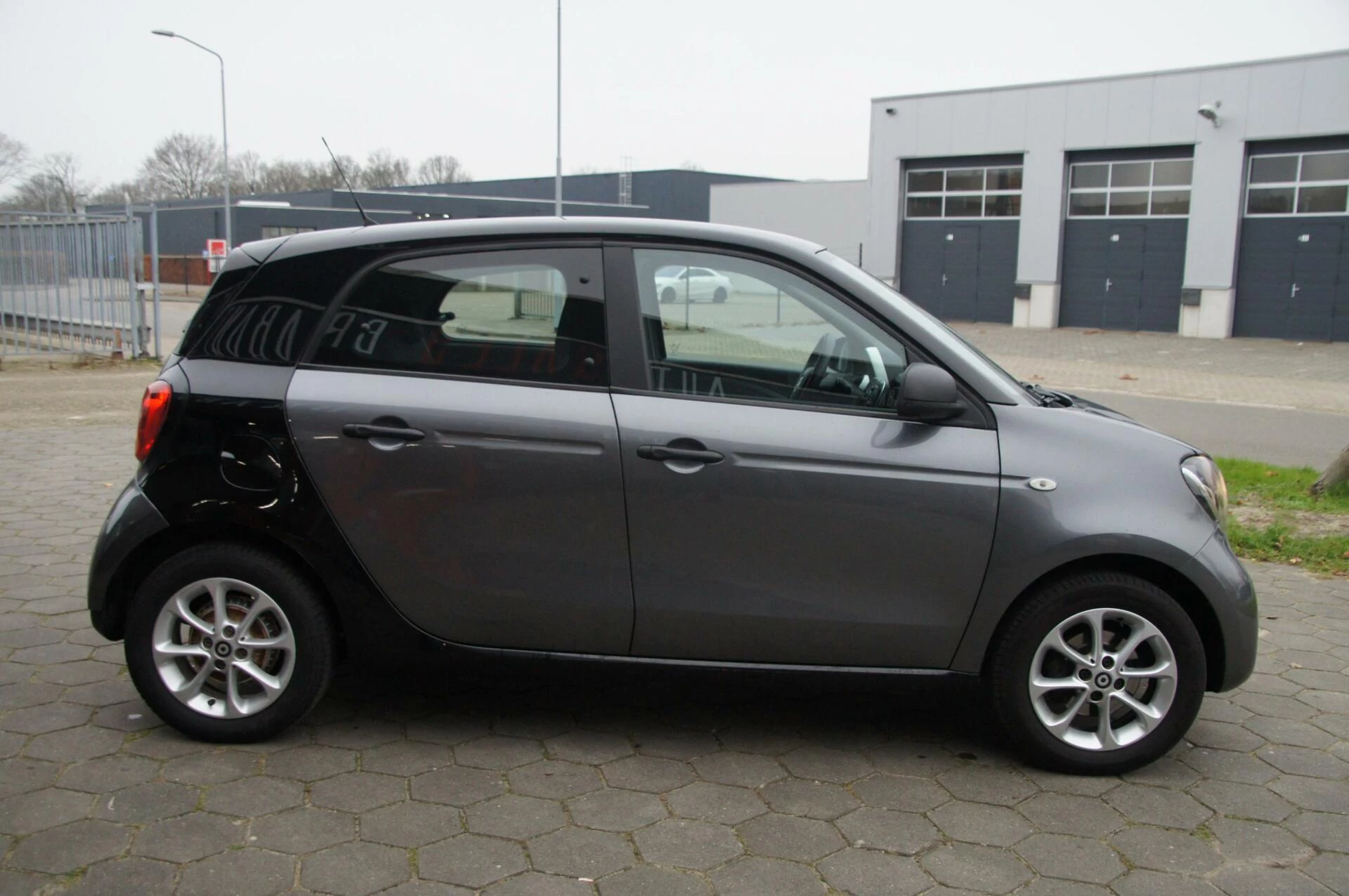 Hoofdafbeelding Smart Forfour