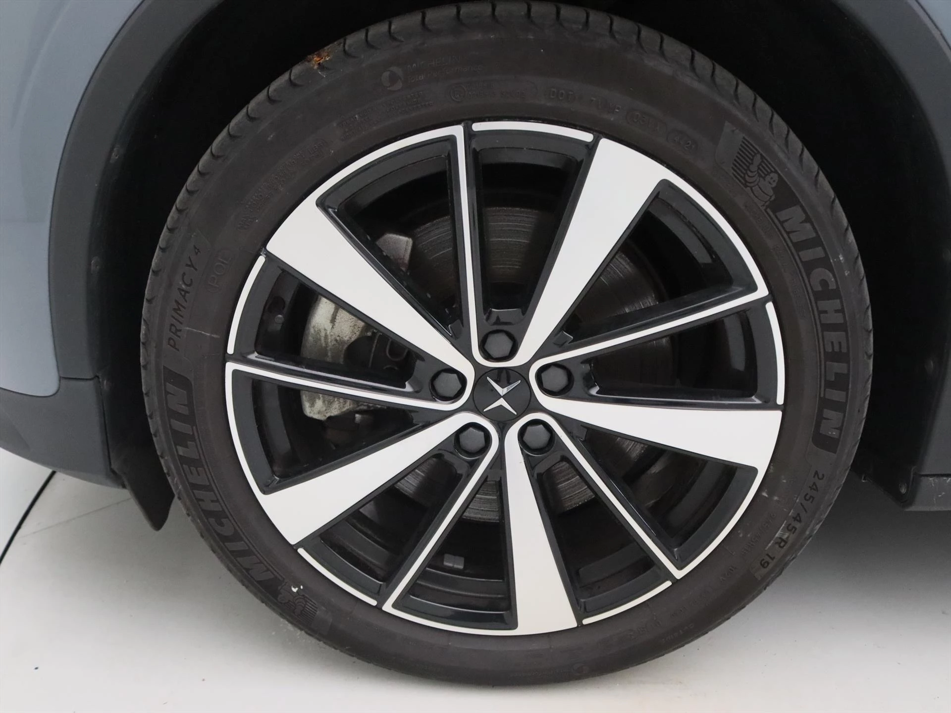 Hoofdafbeelding Polestar 2