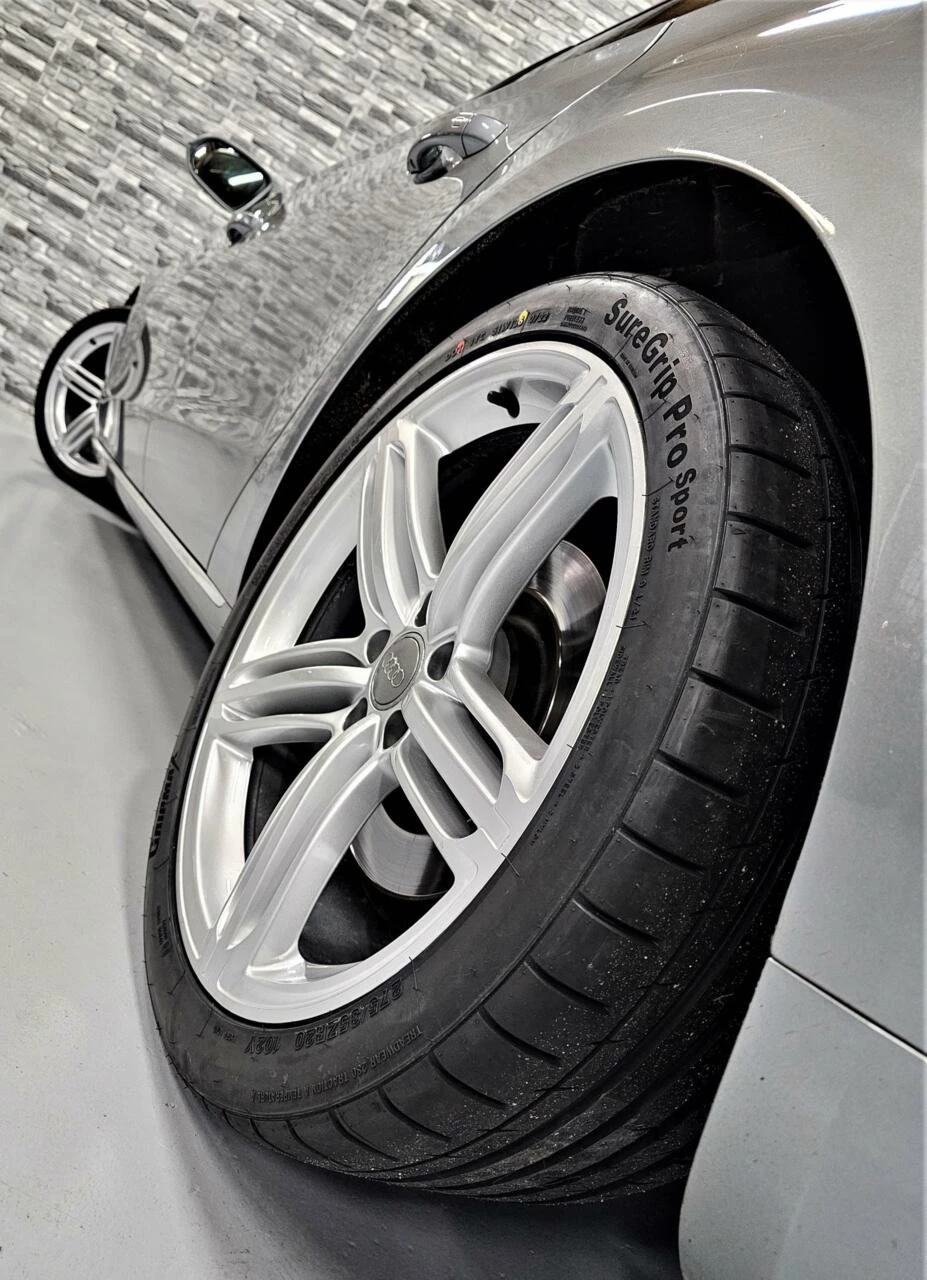 Hoofdafbeelding Audi A8