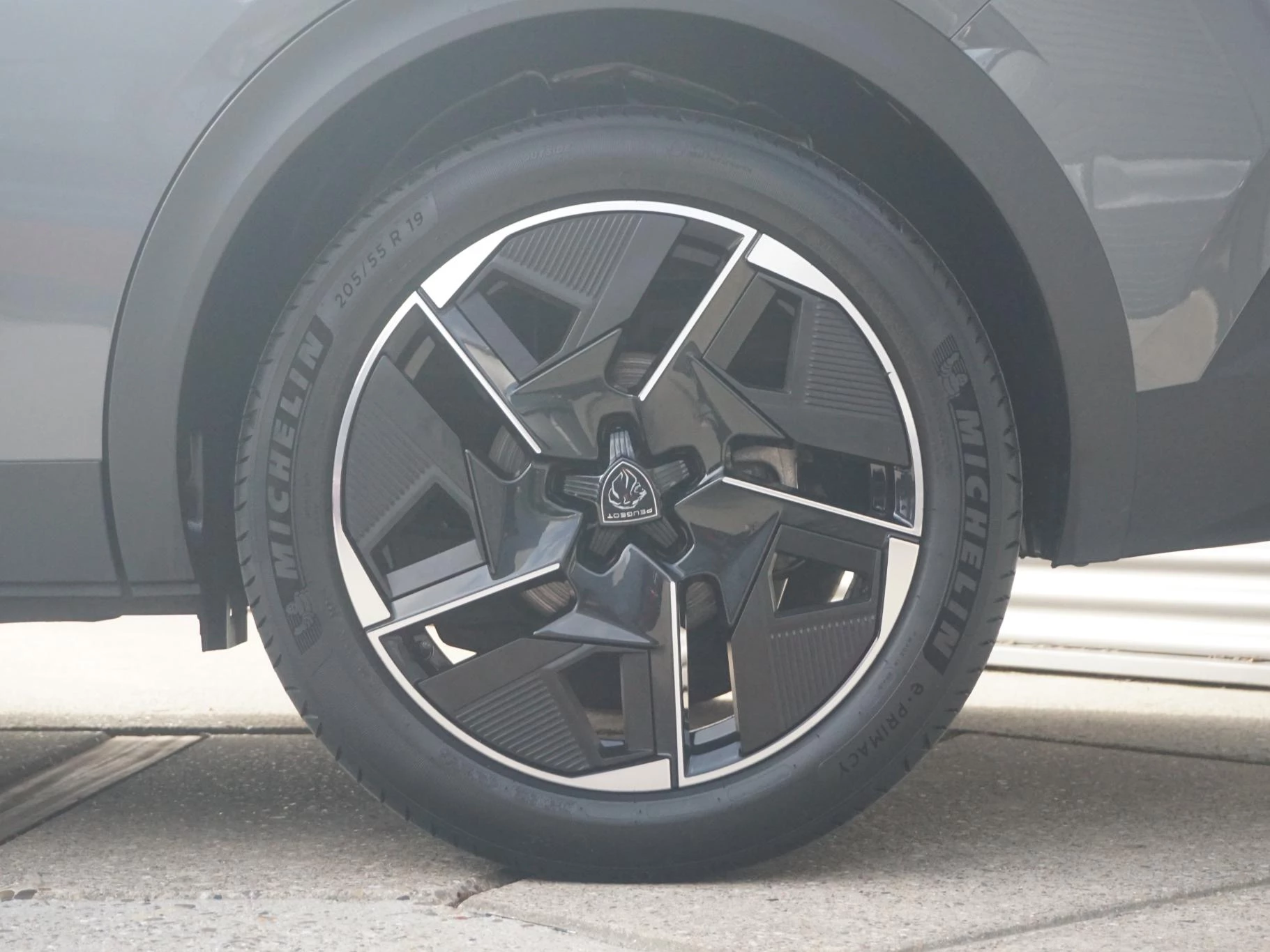 Hoofdafbeelding Peugeot 408