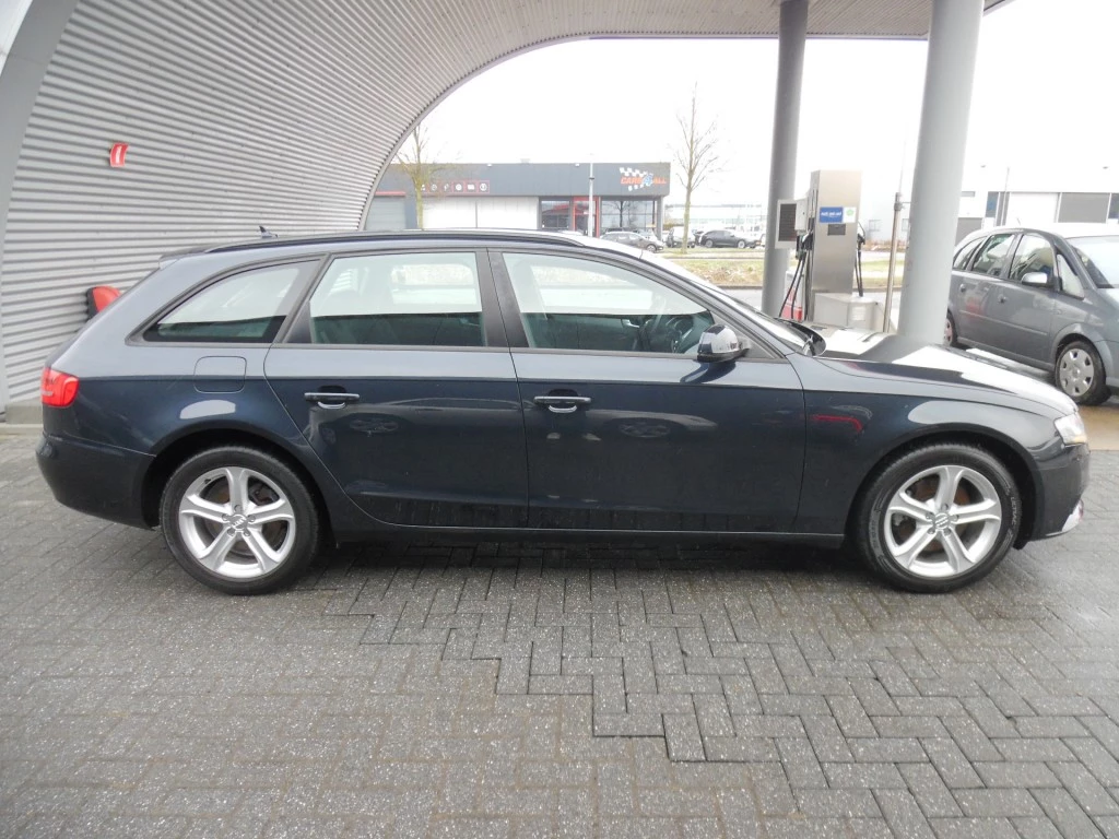 Hoofdafbeelding Audi A4