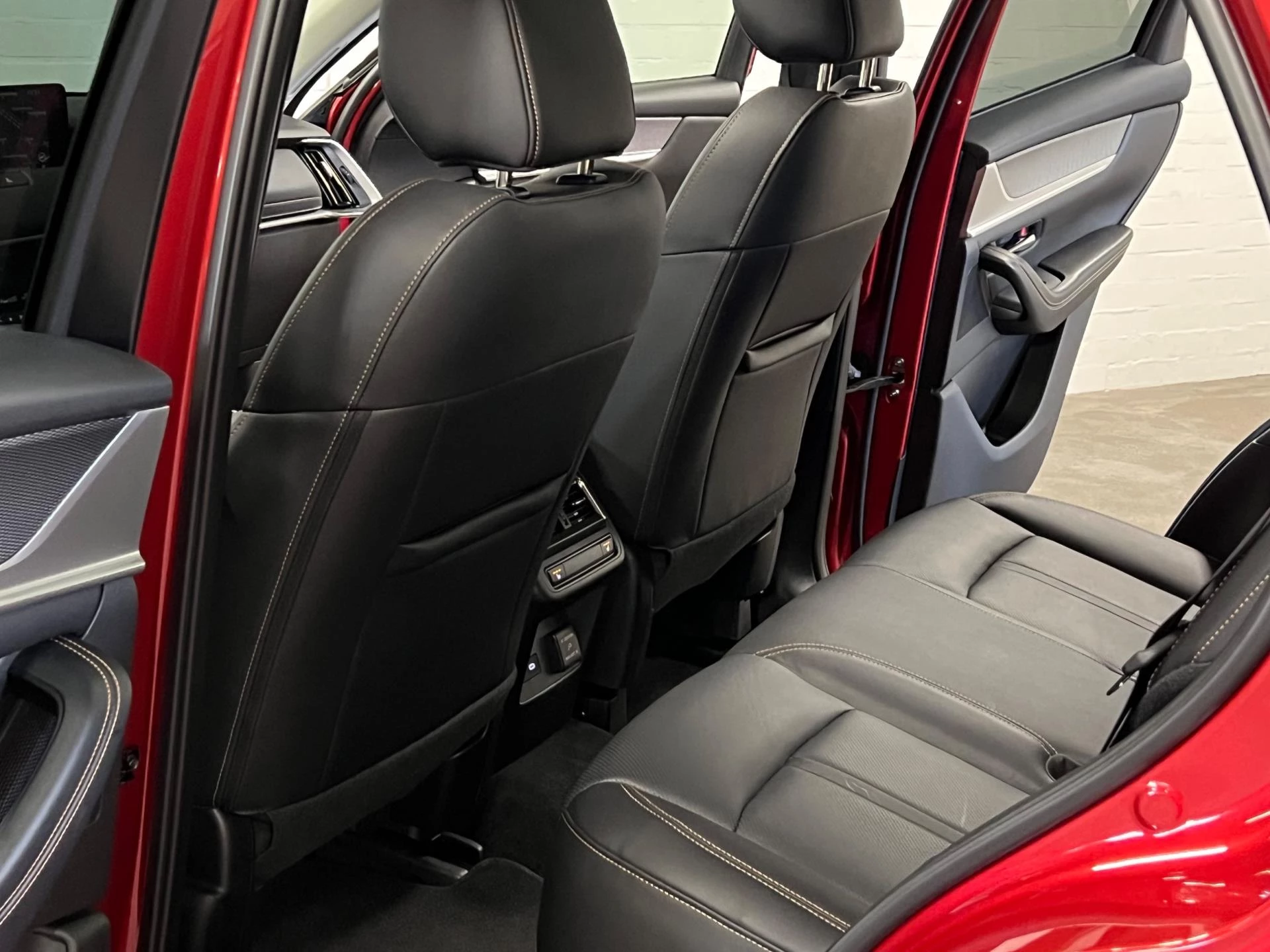 Hoofdafbeelding Mazda CX-60