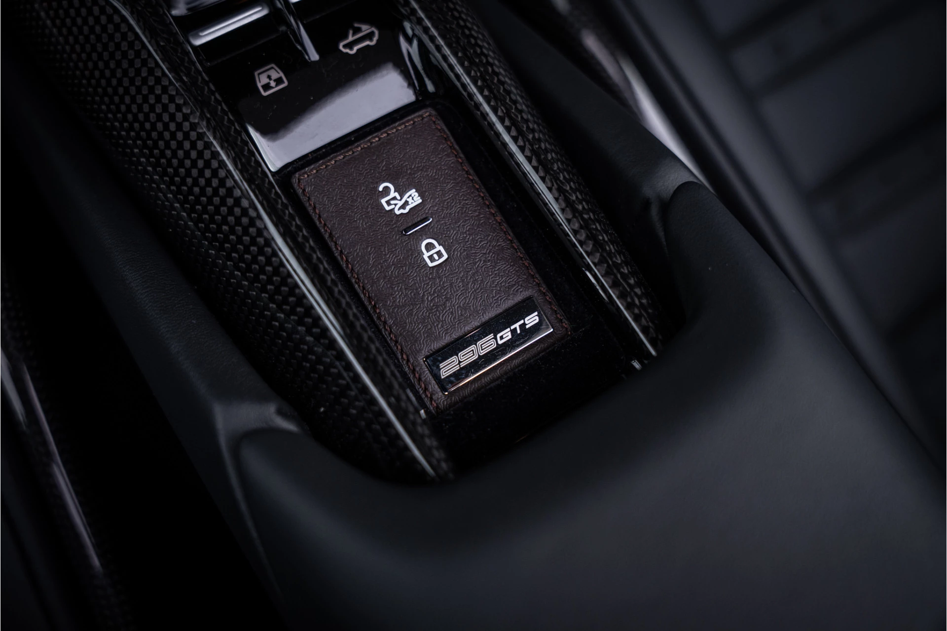 Hoofdafbeelding Ferrari 296