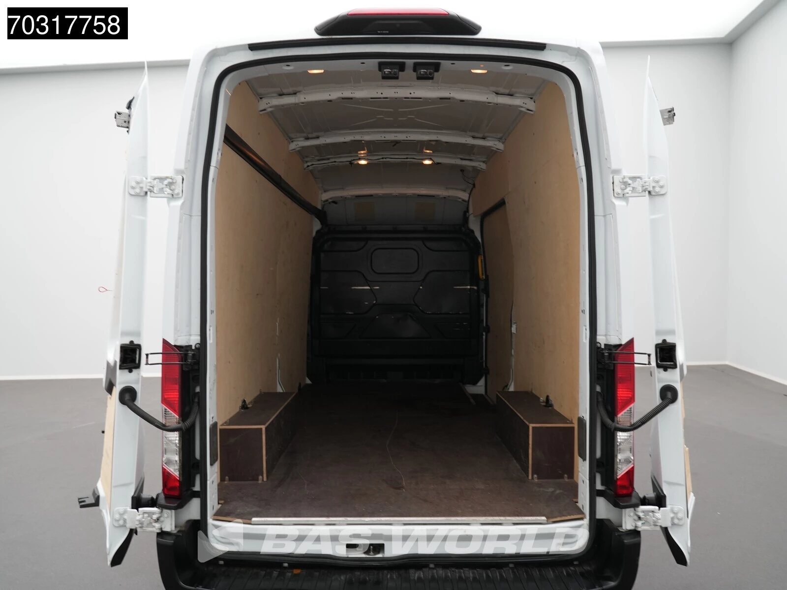 Hoofdafbeelding Ford E-Transit