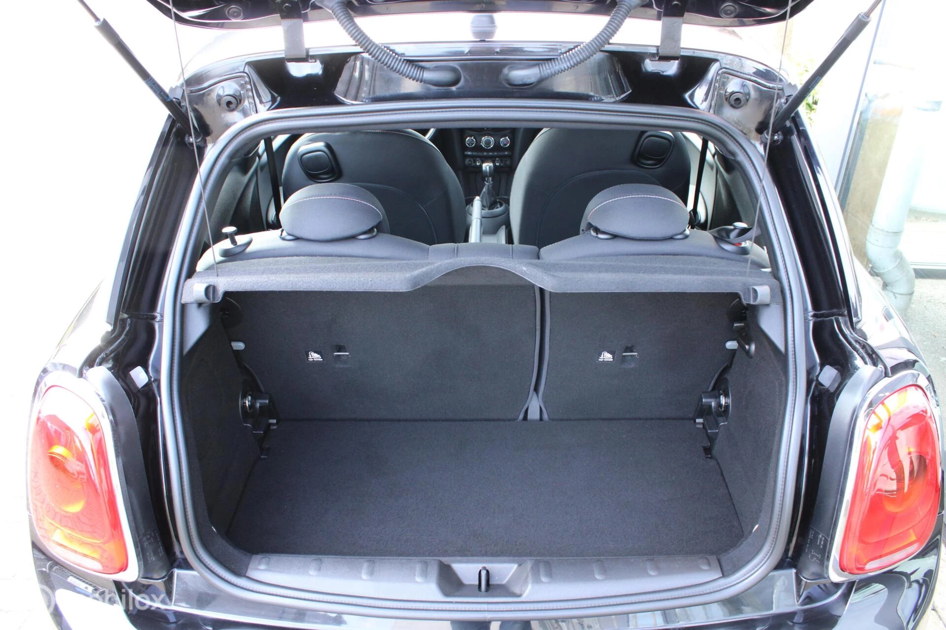 Hoofdafbeelding MINI One