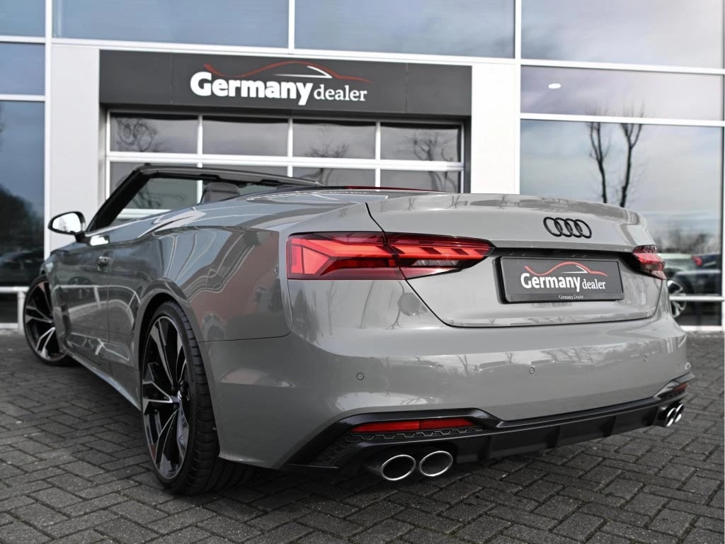 Hoofdafbeelding Audi S5