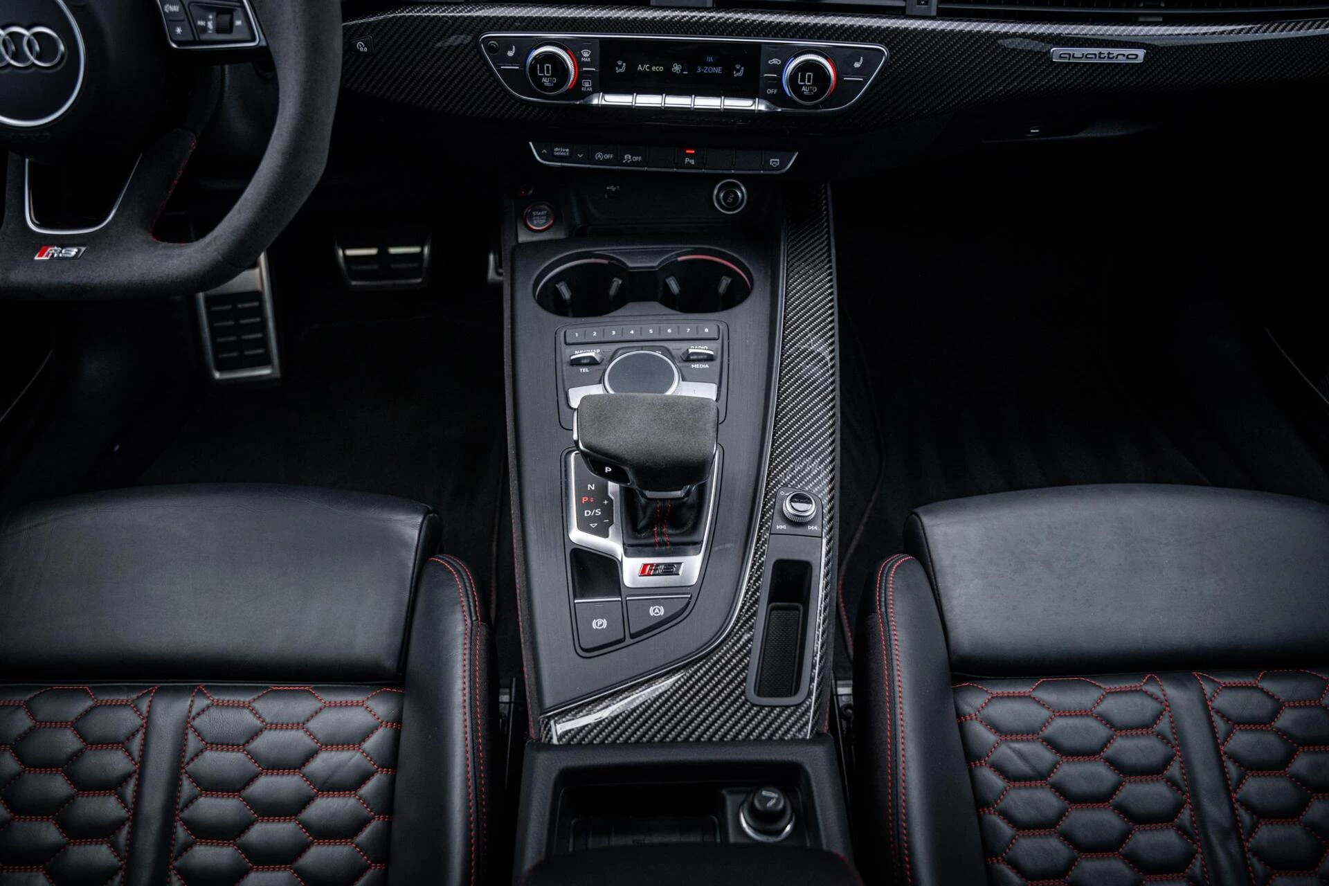 Hoofdafbeelding Audi RS4