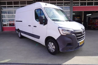 Renault Master T35 2.3 dCi 150PK L2H2 Energy Comfort nr. V196 | Airco | Cruise | Navi | camera | Trekhaak 3.500KG