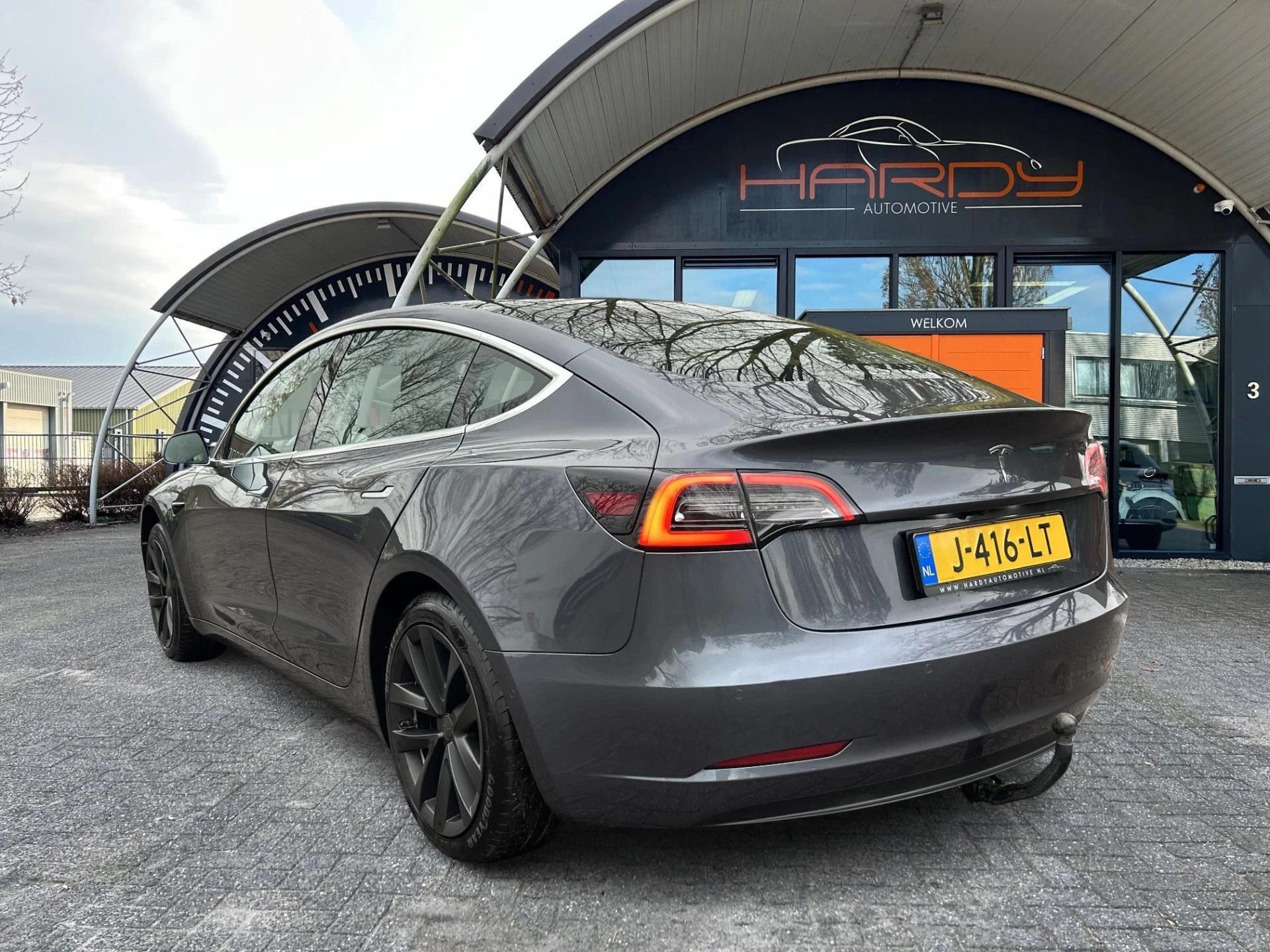 Hoofdafbeelding Tesla Model 3