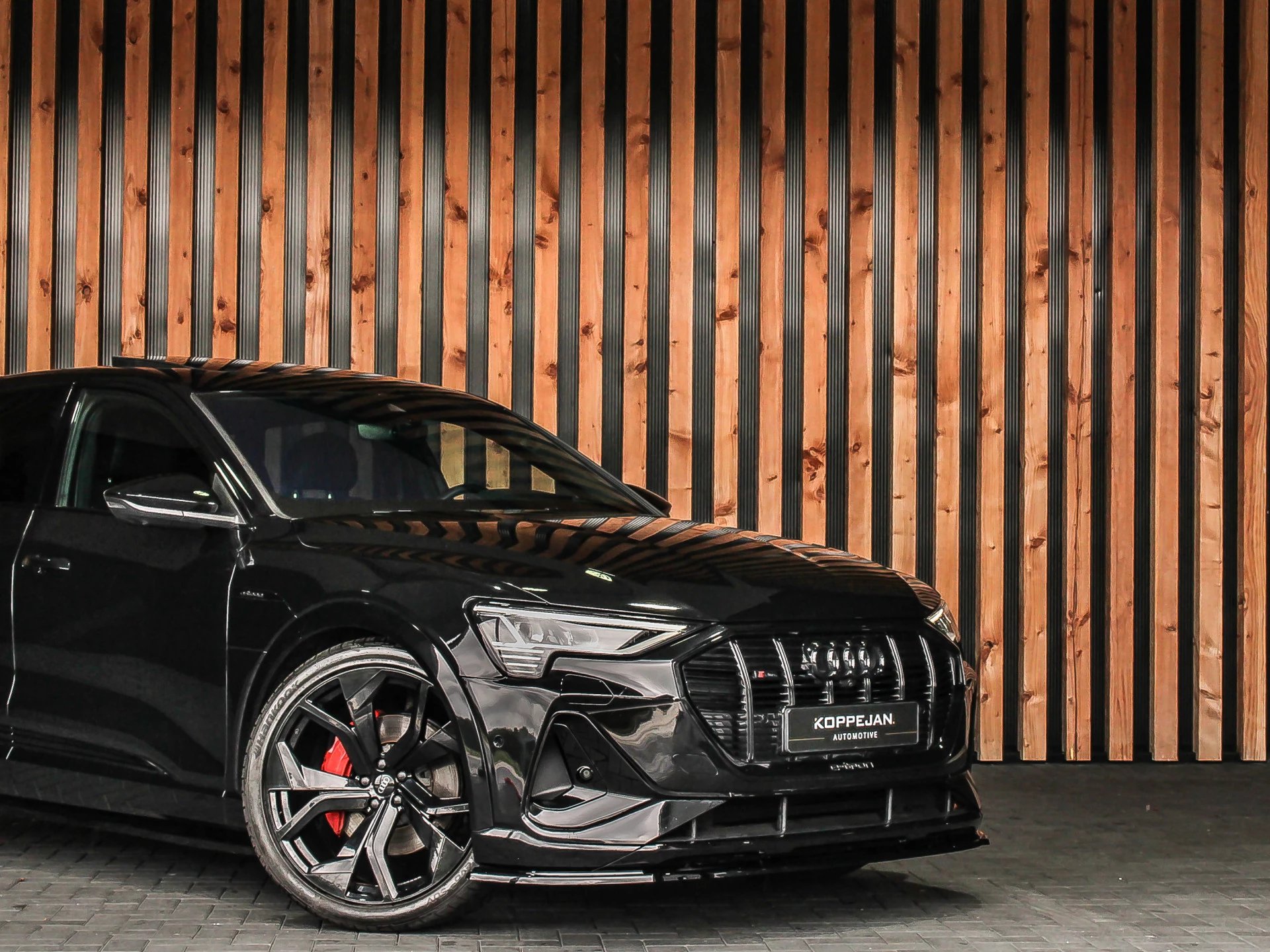 Hoofdafbeelding Audi e-tron