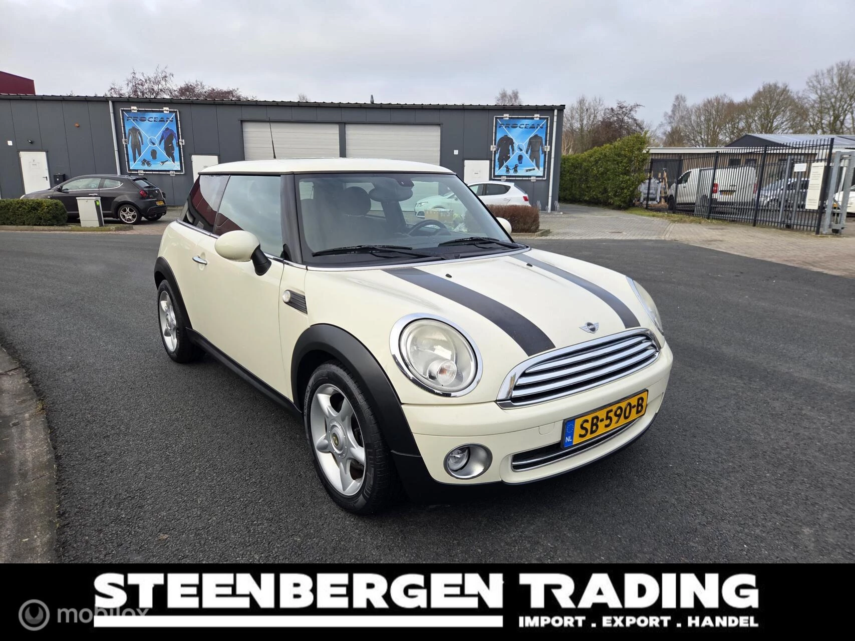 Hoofdafbeelding MINI One