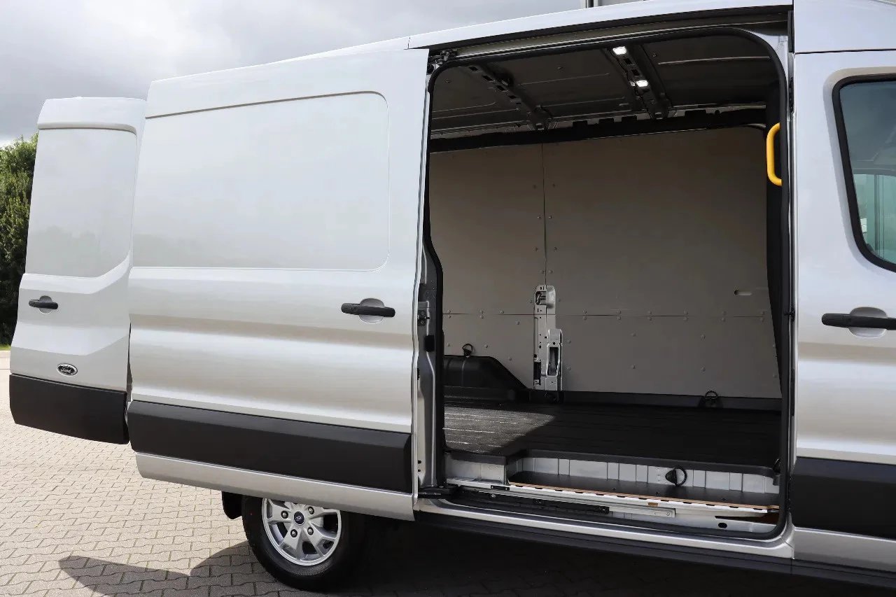 Hoofdafbeelding Ford E-Transit