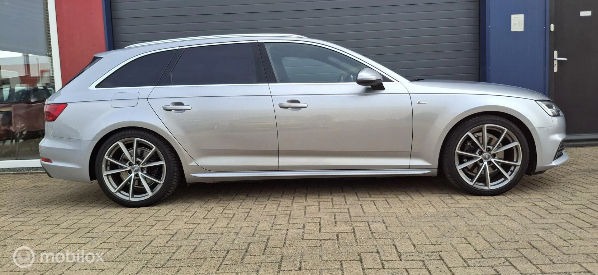 Hoofdafbeelding Audi A4