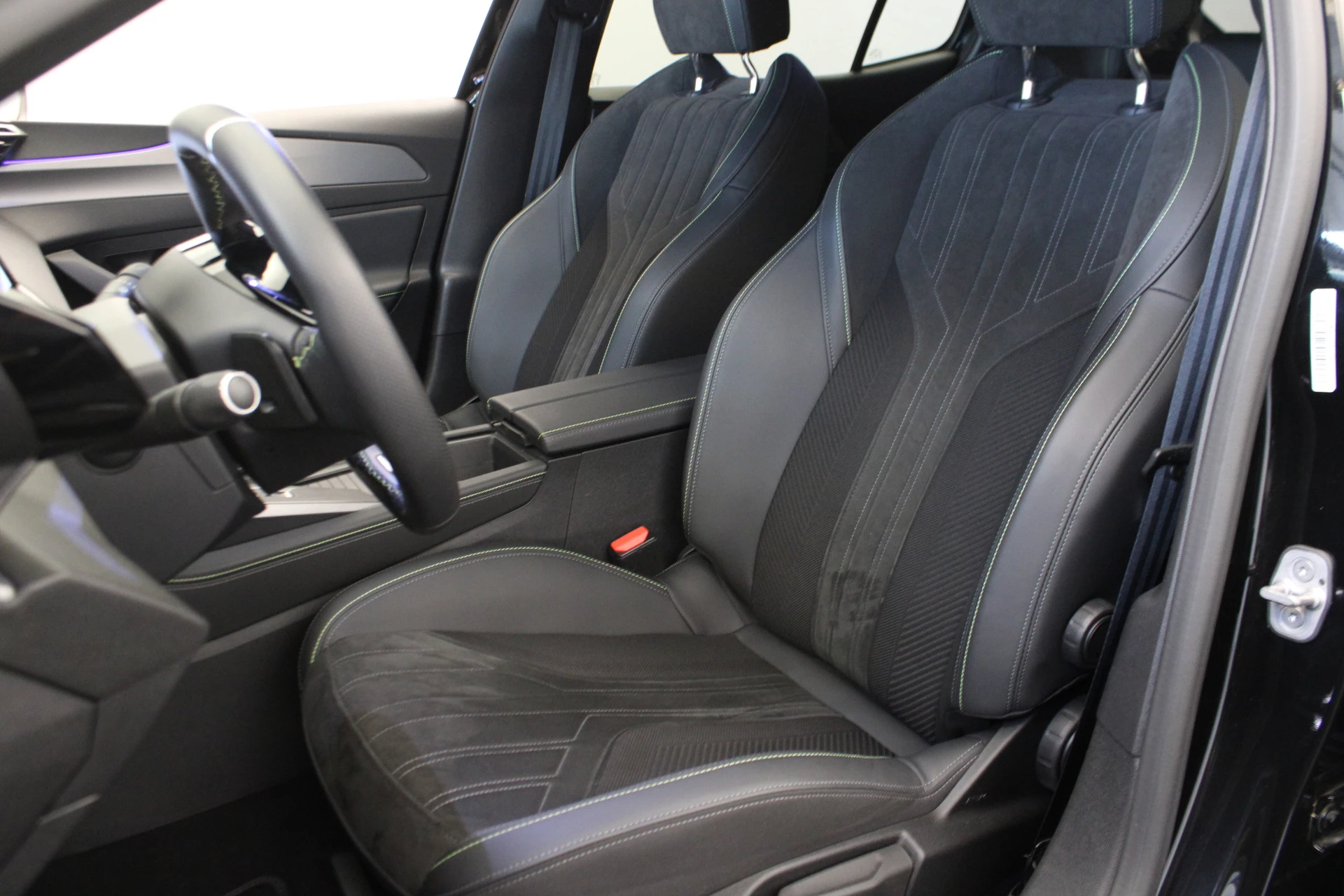 Hoofdafbeelding Peugeot 408