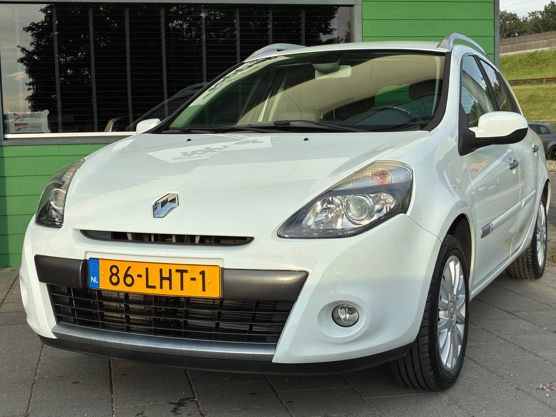 Hoofdafbeelding Renault Clio