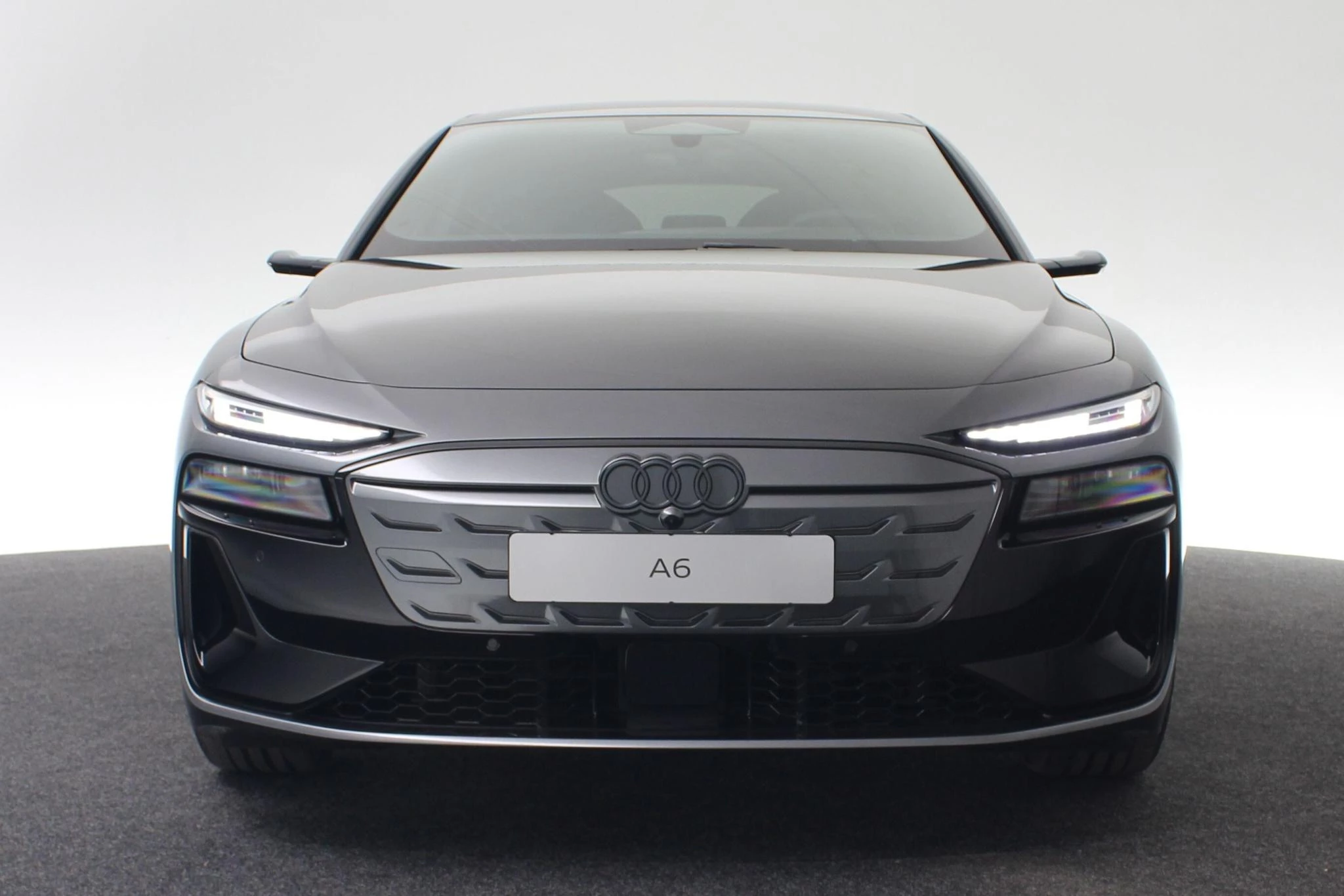 Hoofdafbeelding Audi A6 Avant e-tron