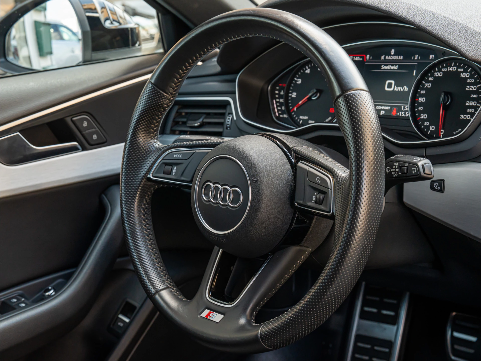 Hoofdafbeelding Audi A4