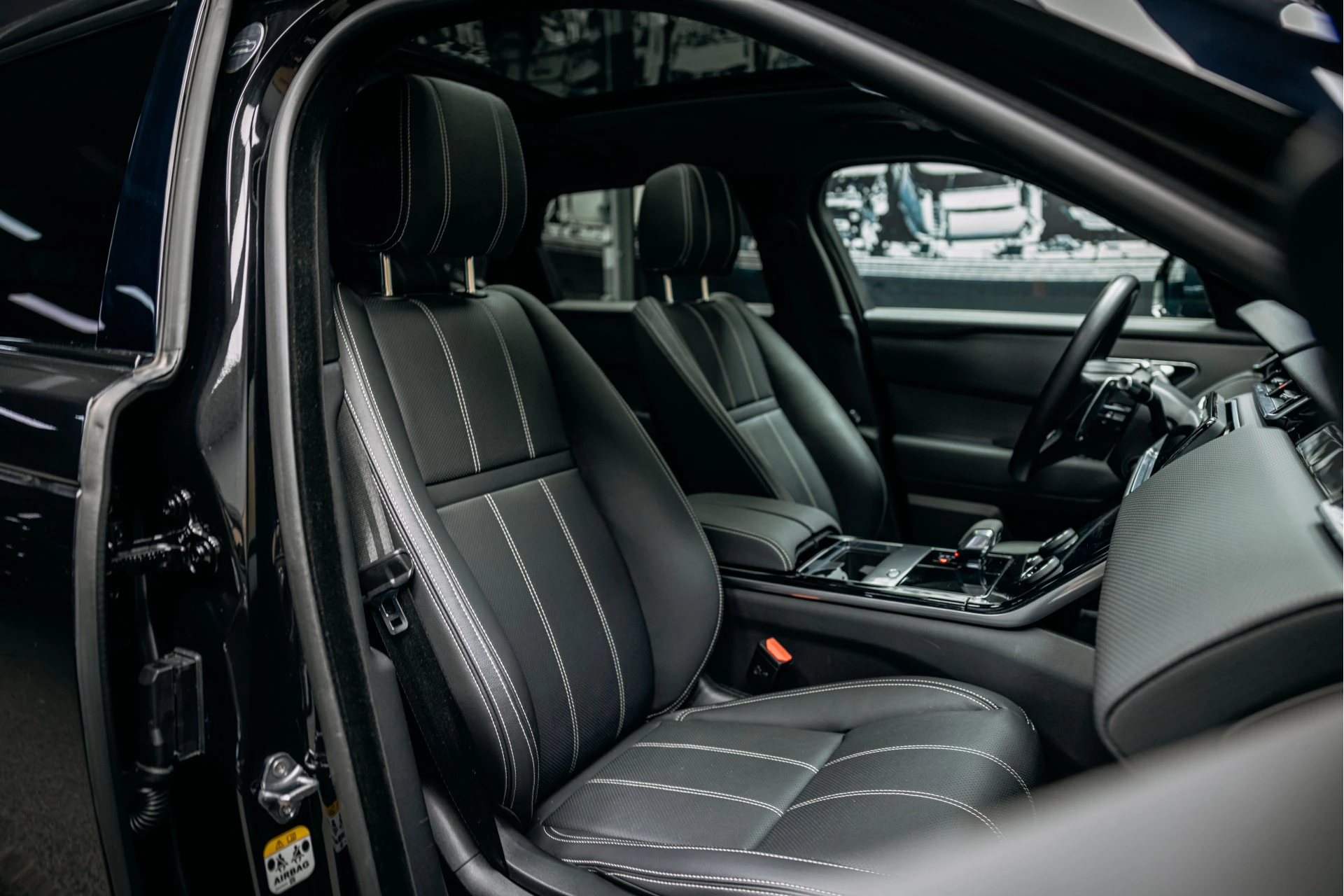 Hoofdafbeelding Land Rover Range Rover Velar