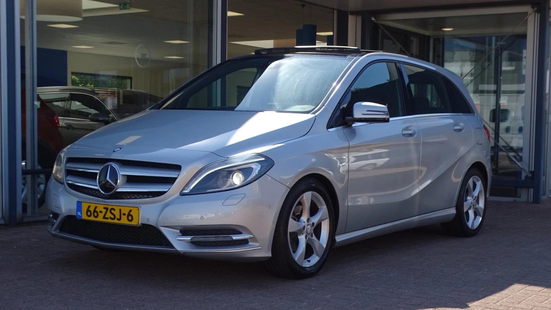 Hoofdafbeelding Mercedes-Benz B-Klasse